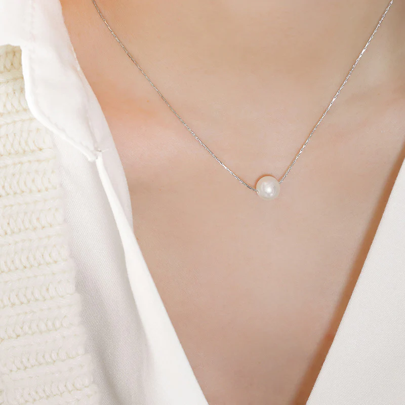 Single Freshwater Pearl Pendant Necklace