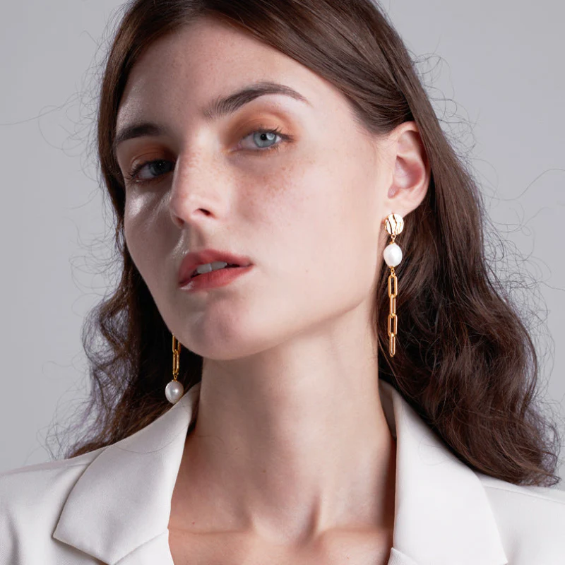 Chain Pearl Drop Earrings