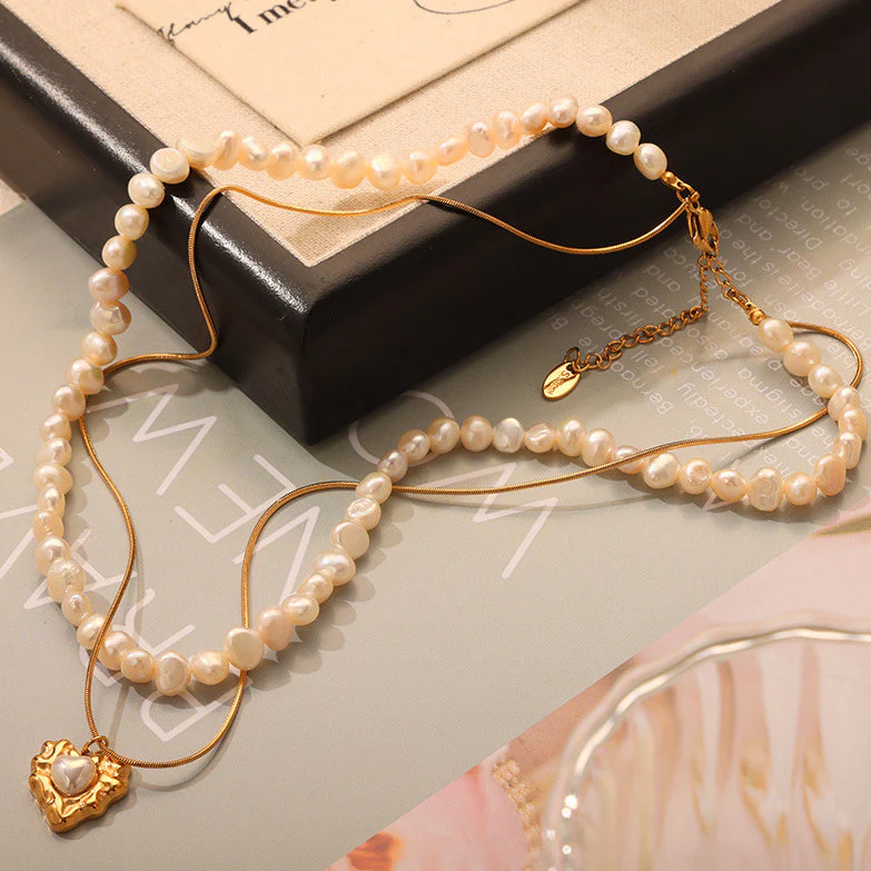 Statement Heart Facial Pendant Collarbone Necklace