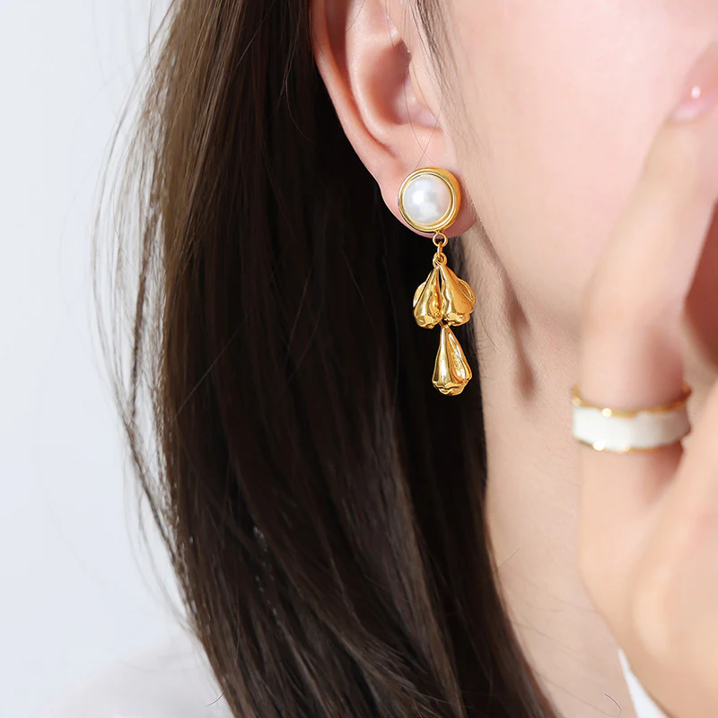 Vintage Elegant Pearl Earrings