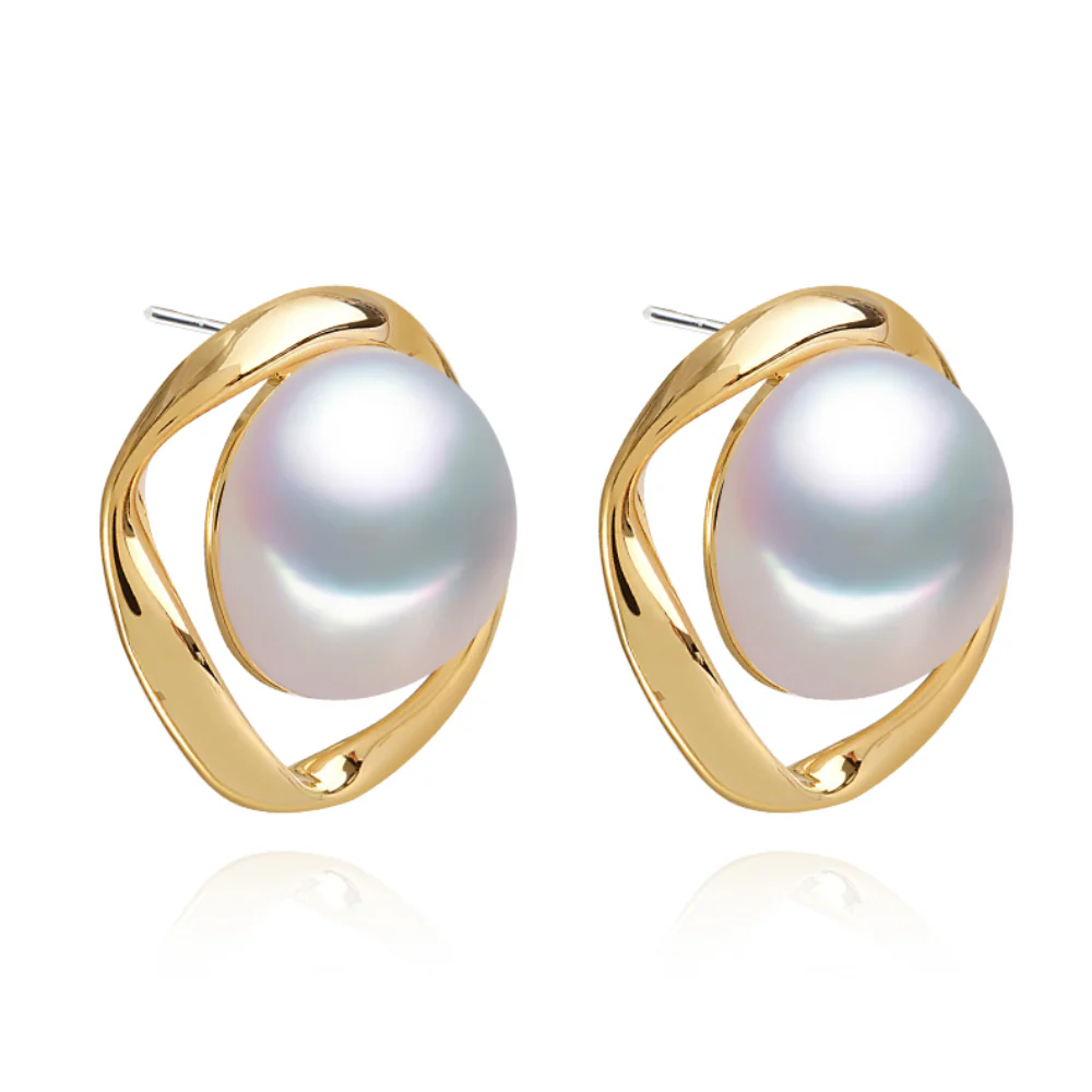 Vintage Big Pearl Stud Earrings