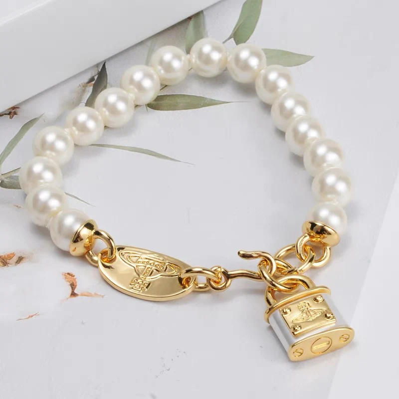 VIVI Lock Charm Pearl Bracelet | Best Replica Jewelry™