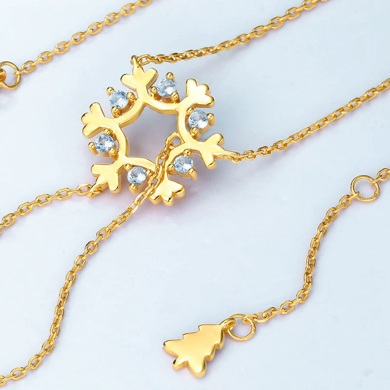 Pearl and Snowflake Pendant Necklace