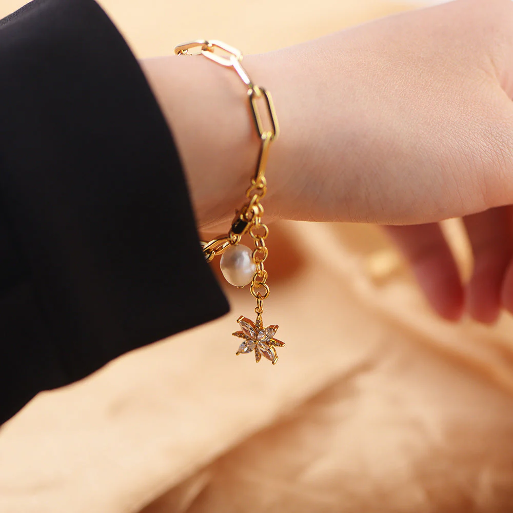 Baroque Pearl Paperclip Bracelet