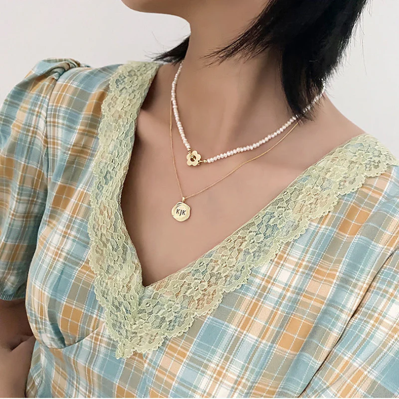 OT Clasp Loop Pendant Pearl Necklace