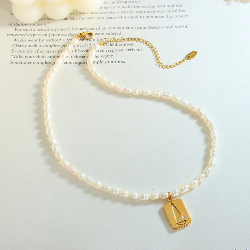 Debossed Triangle Zircon Inlay Rectangle Pendant Freshwater Pearl Necklace