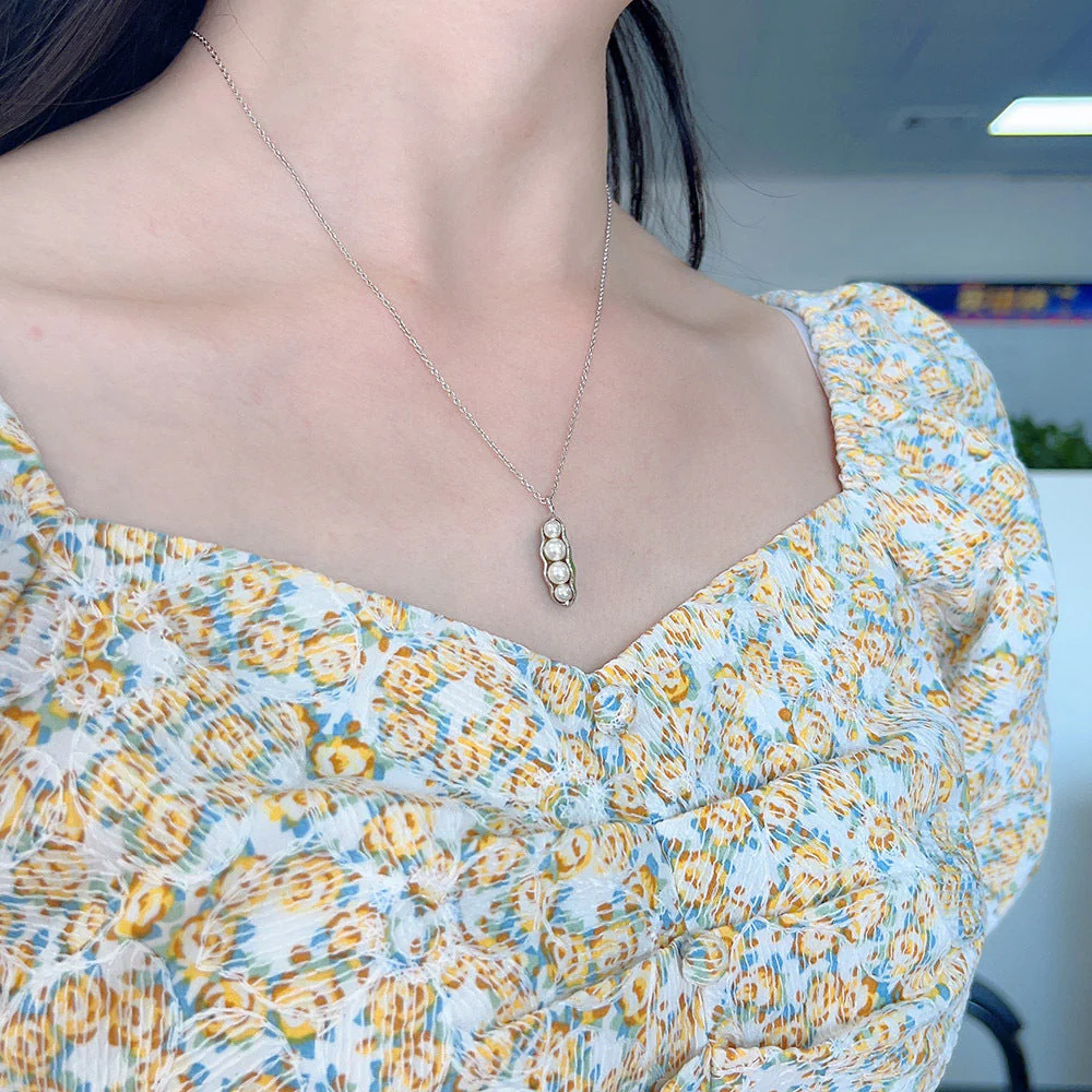 Enamel Peas In A Pod Necklace