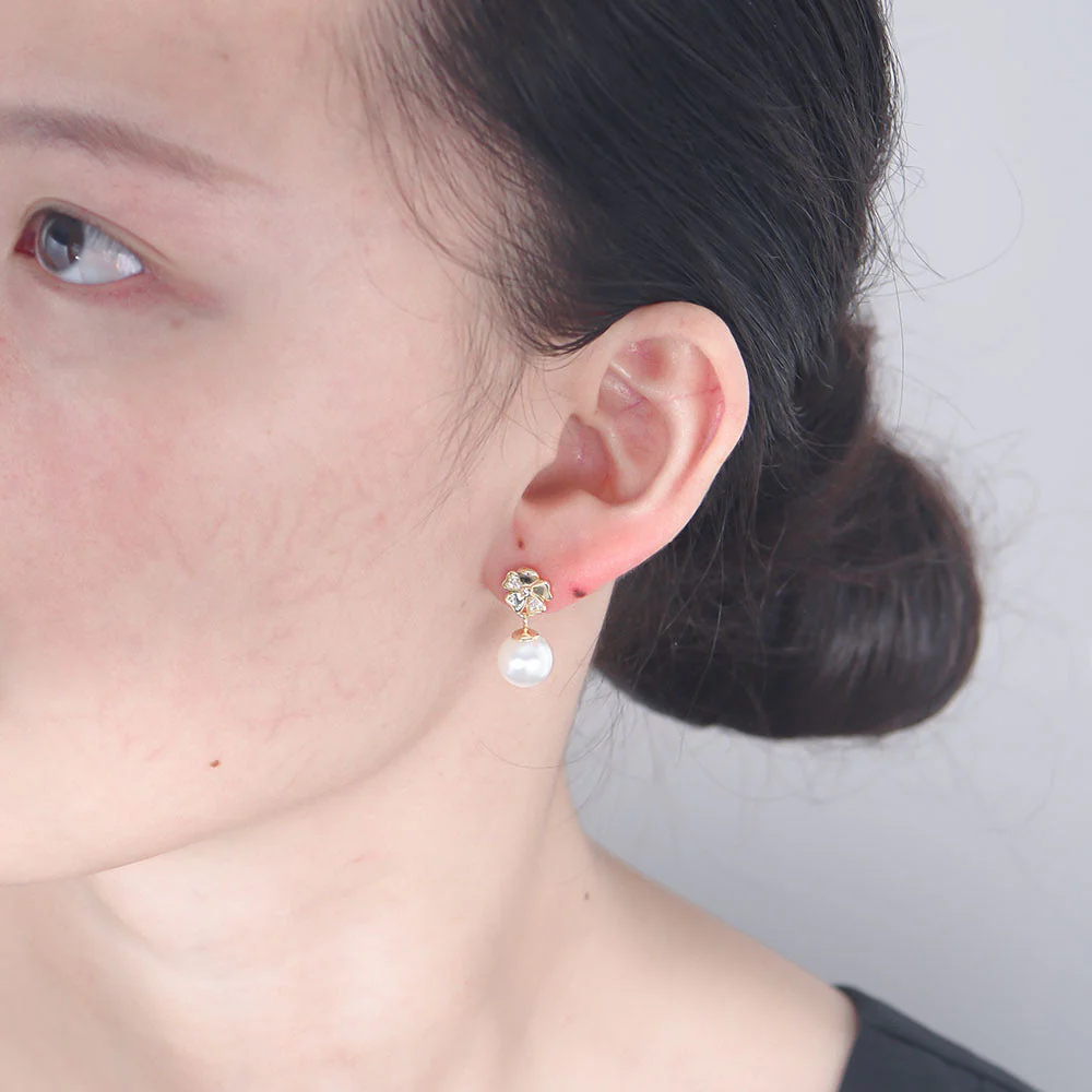 Flower Diamond Pearl Earring Dangly
