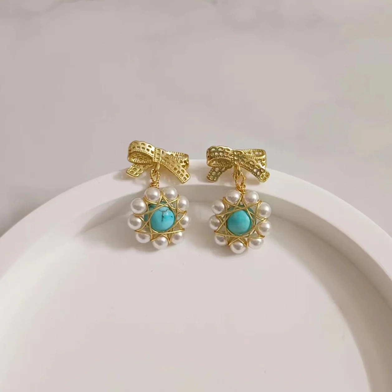 Handmade Turquoise And Pearl Earring