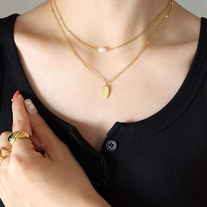 Oval Plate and Pearl Pendant Stacked Two Layered Necklace
