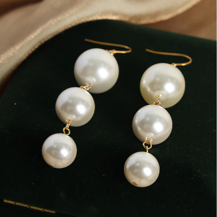 Gradient Sizes Pearl Tassel Earring
