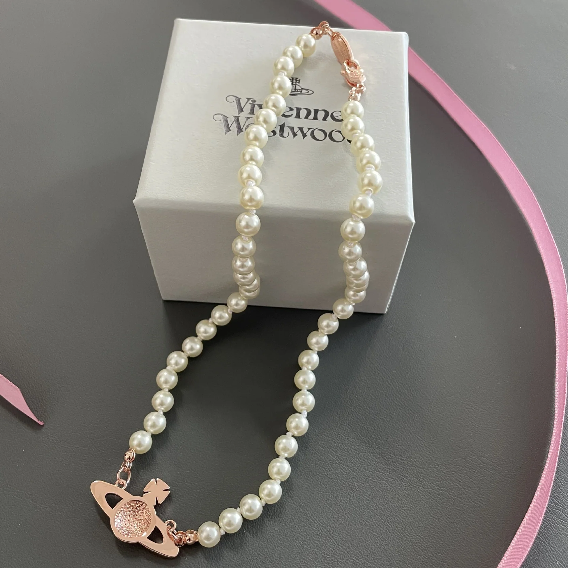 VIVI Saturn Pendant Pearl Necklace | Best Replica Jewelry™