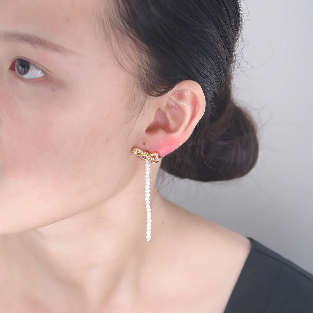 Zircon Bow And Pearl Earrings