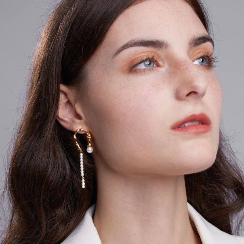 Geometric Asymmetric Pearl Earrings