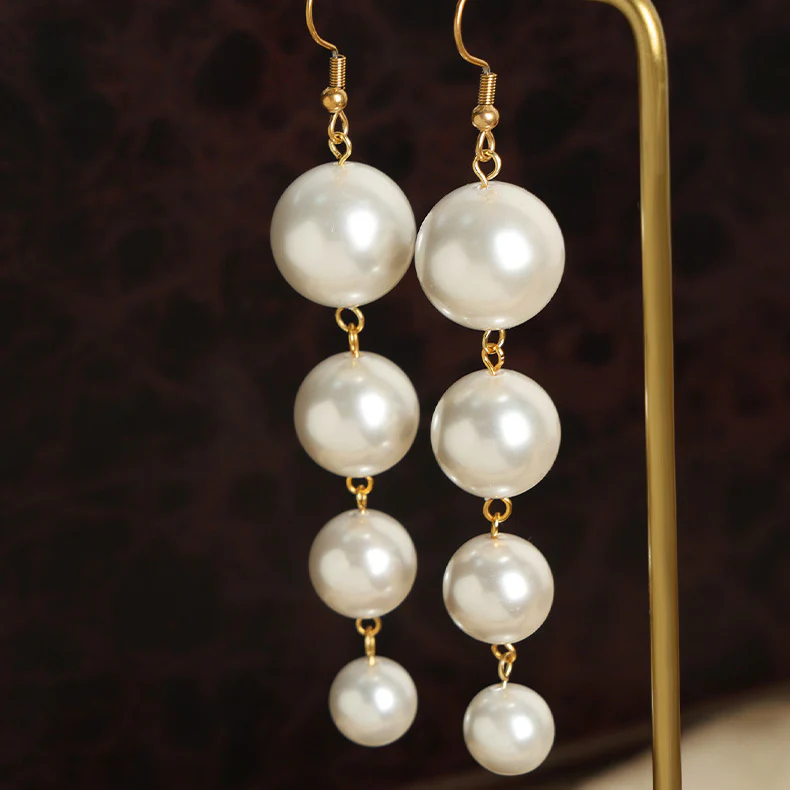 Gradient Sizes Pearl Tassel Earring