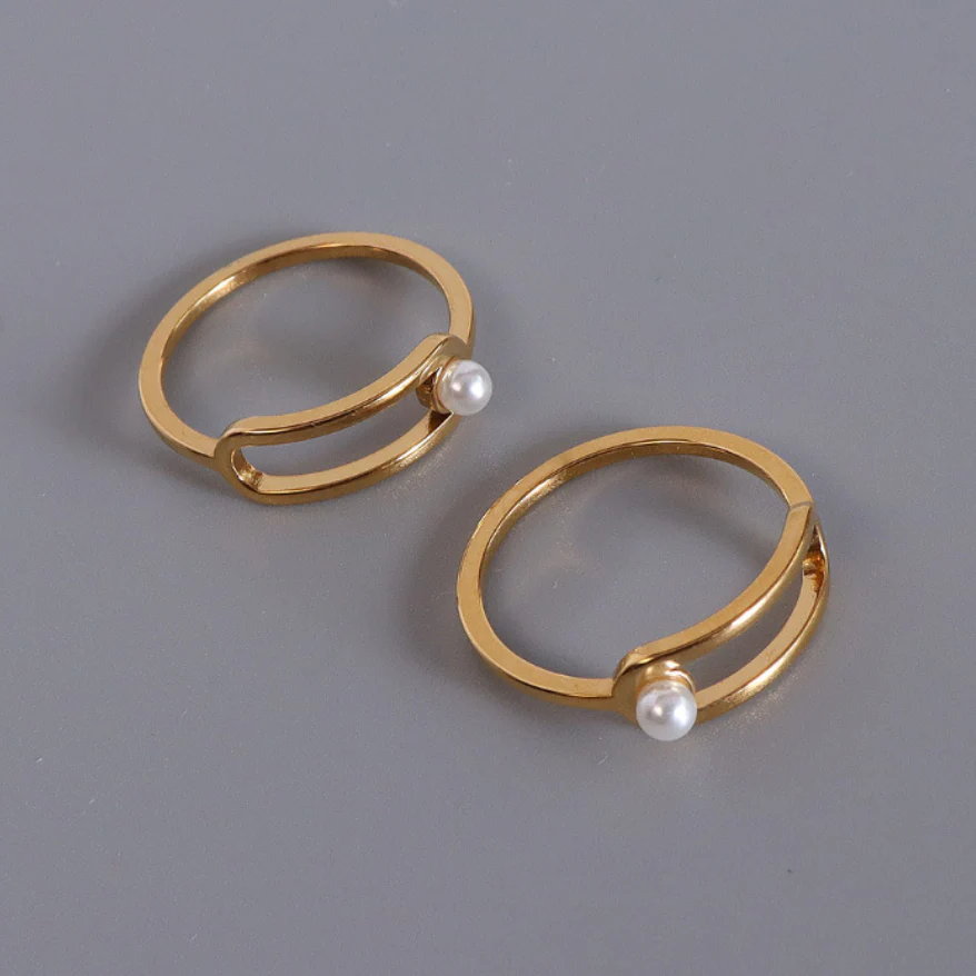 Geometric Simple Pearl Ring