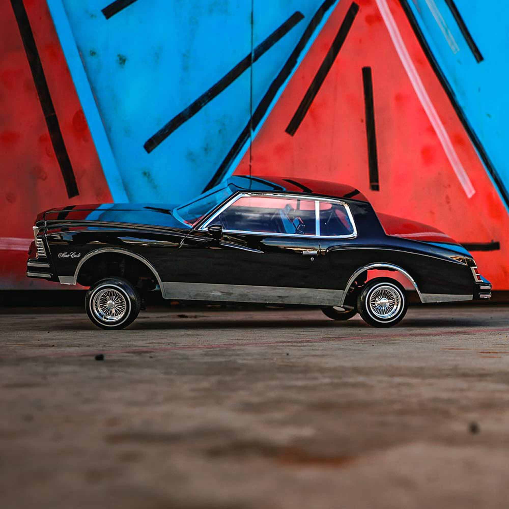 Redcat Racing 1/10 1979 Chevrolet Monte Carlo Lowrider RTR, Black