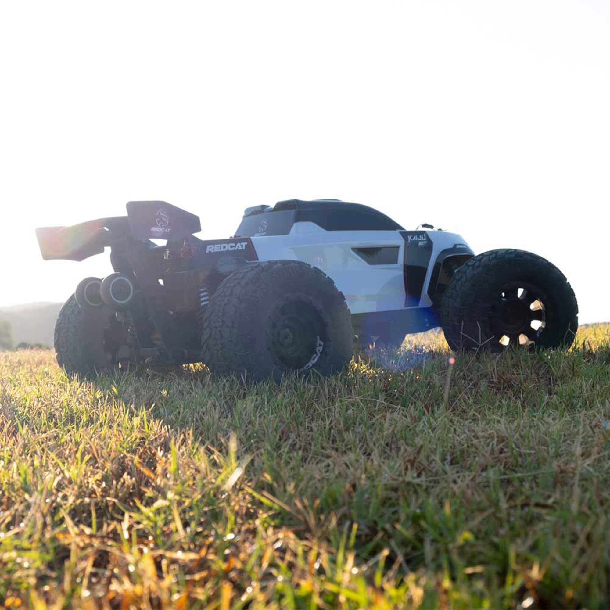 Redcat Racing 1/8 Kaiju 4X4 6S Brushless Monster Truck RTR, White