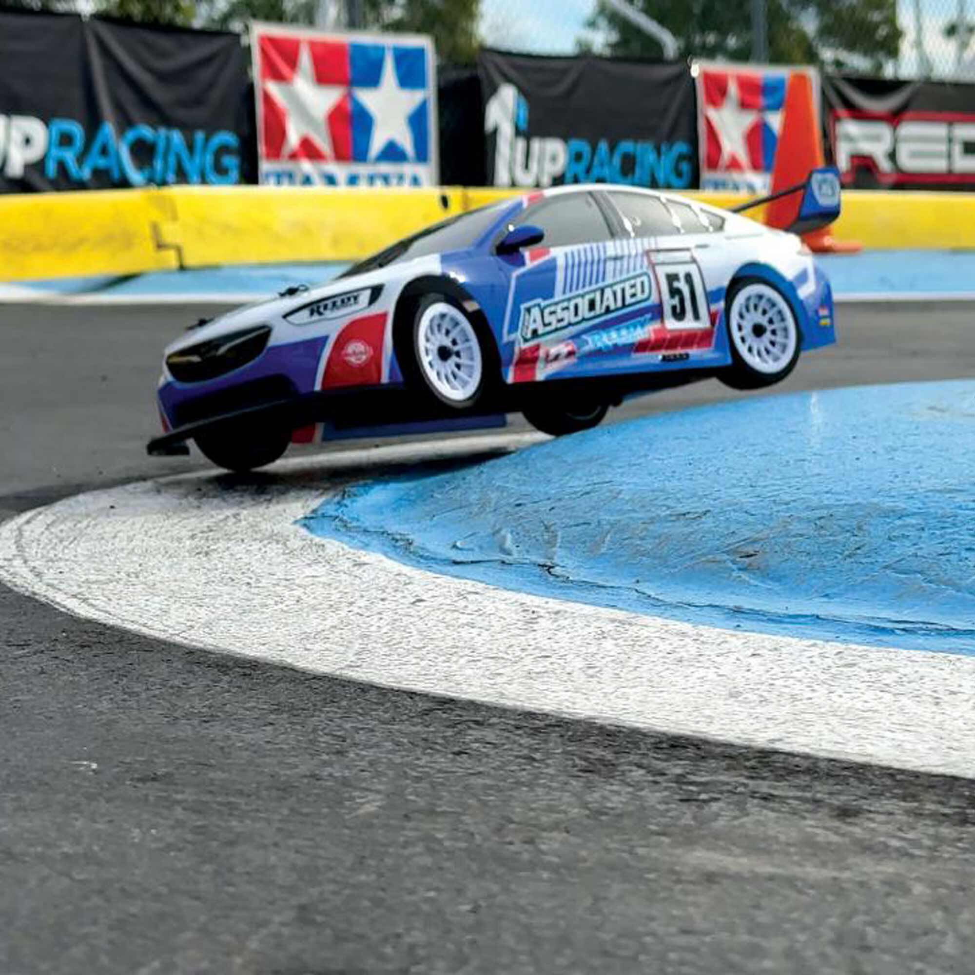 Team Associated 1/10 Apex2 Sport ST550 RTR