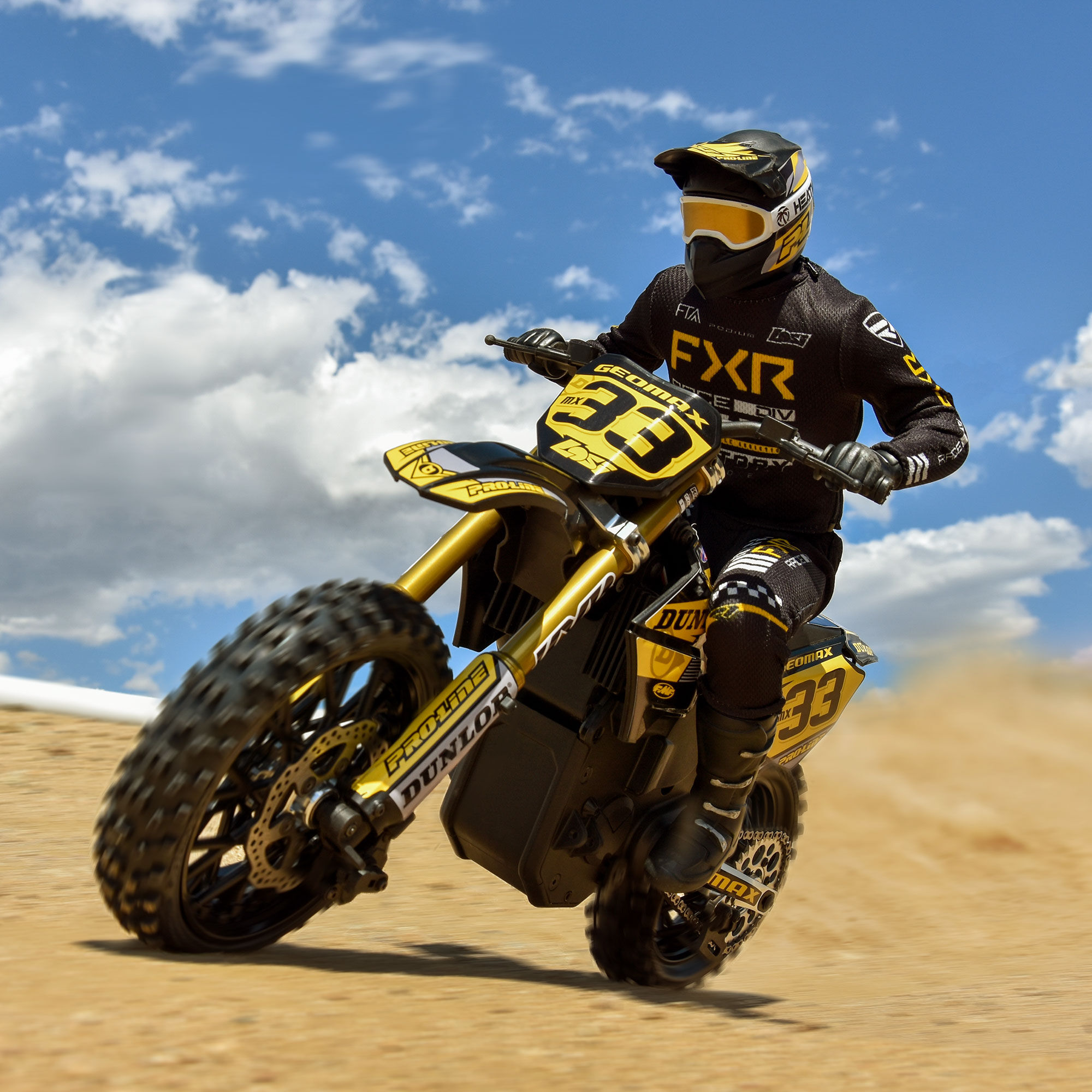 Pro-Line Racing 1/4 Dunlop Geomax MX33 V2 Bead M2 Rear Tire: Promoto-MX