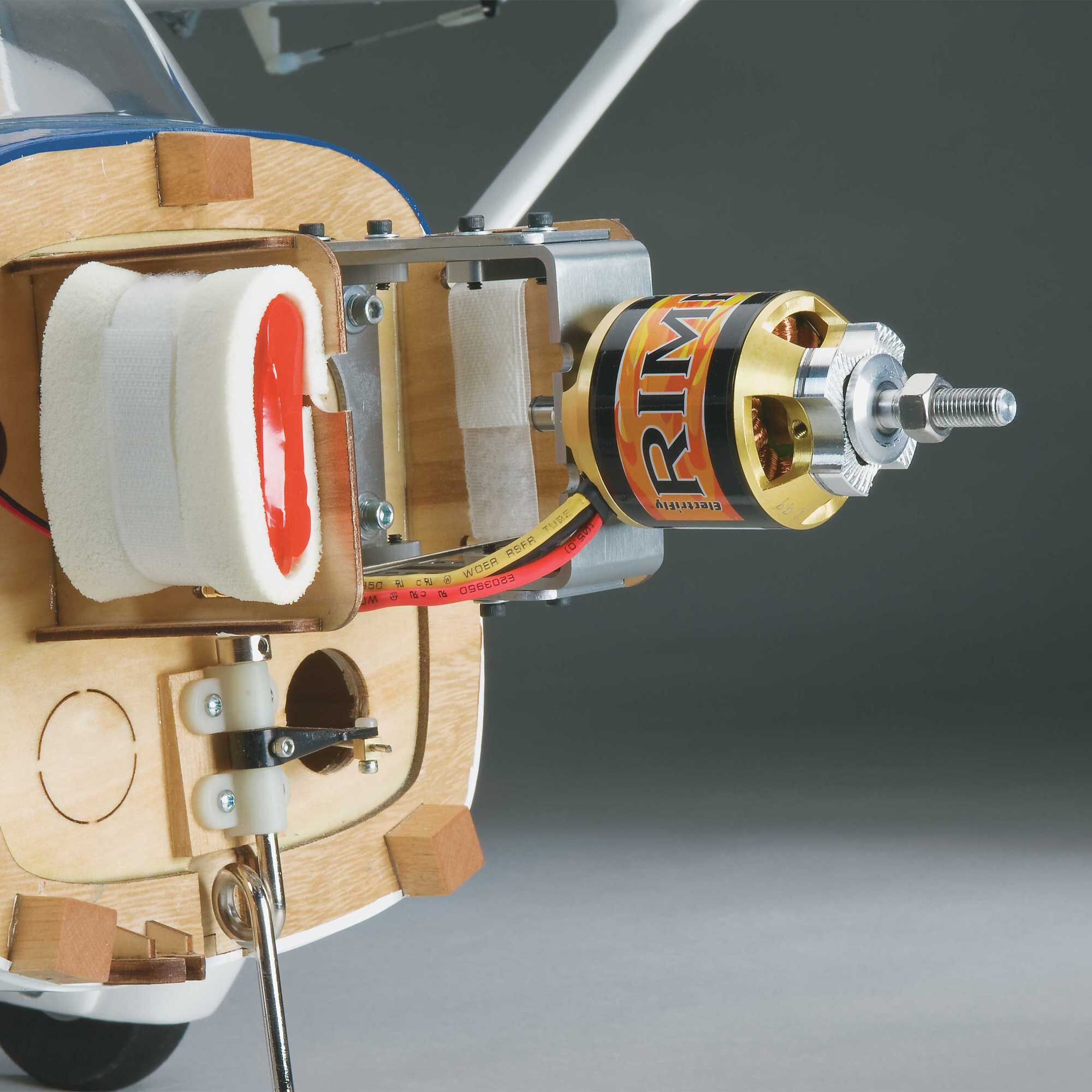 Top Flite Cessna 182 Skylane .60-.91 GP/EP ARF, 81"