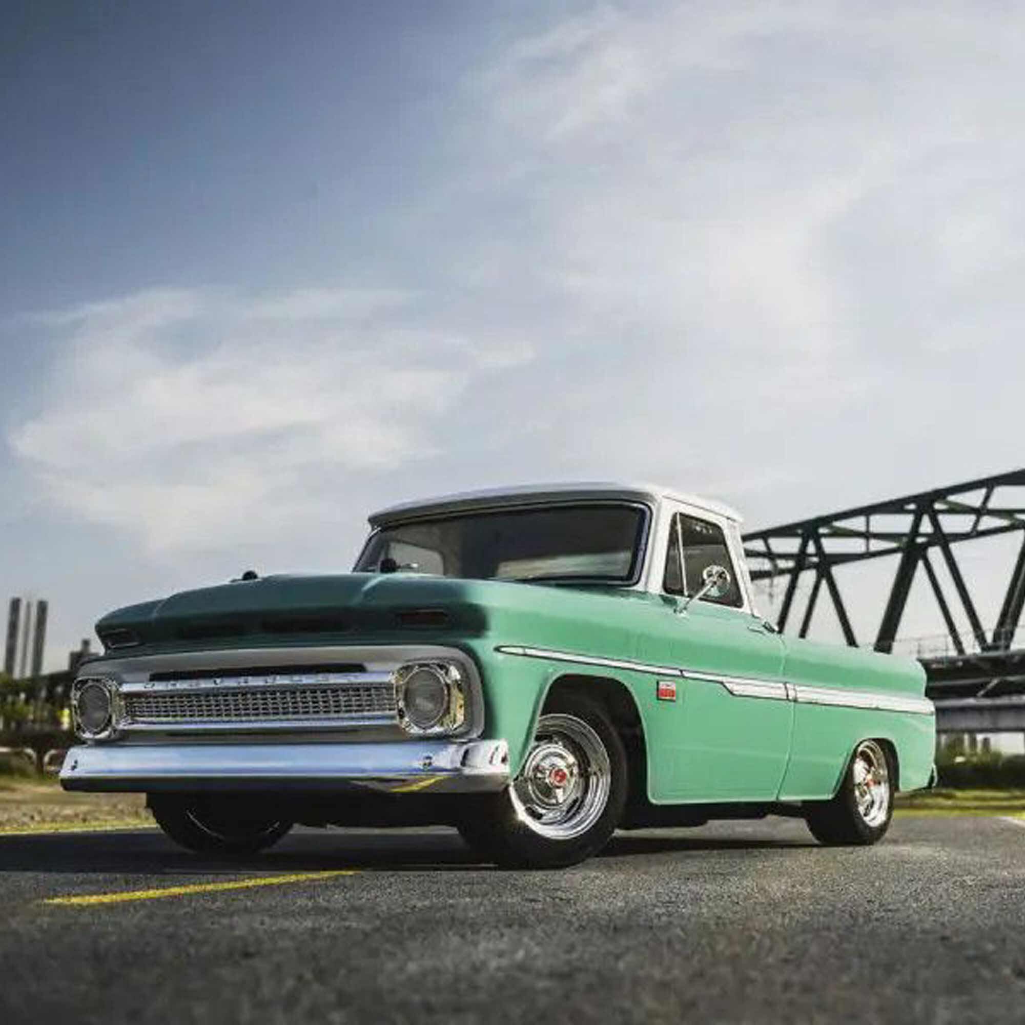 Kyosho 1/10 FAZER Mk2 FZ02L 1966 Chevy C10 Fleetside 4WD Pickup, Light Green