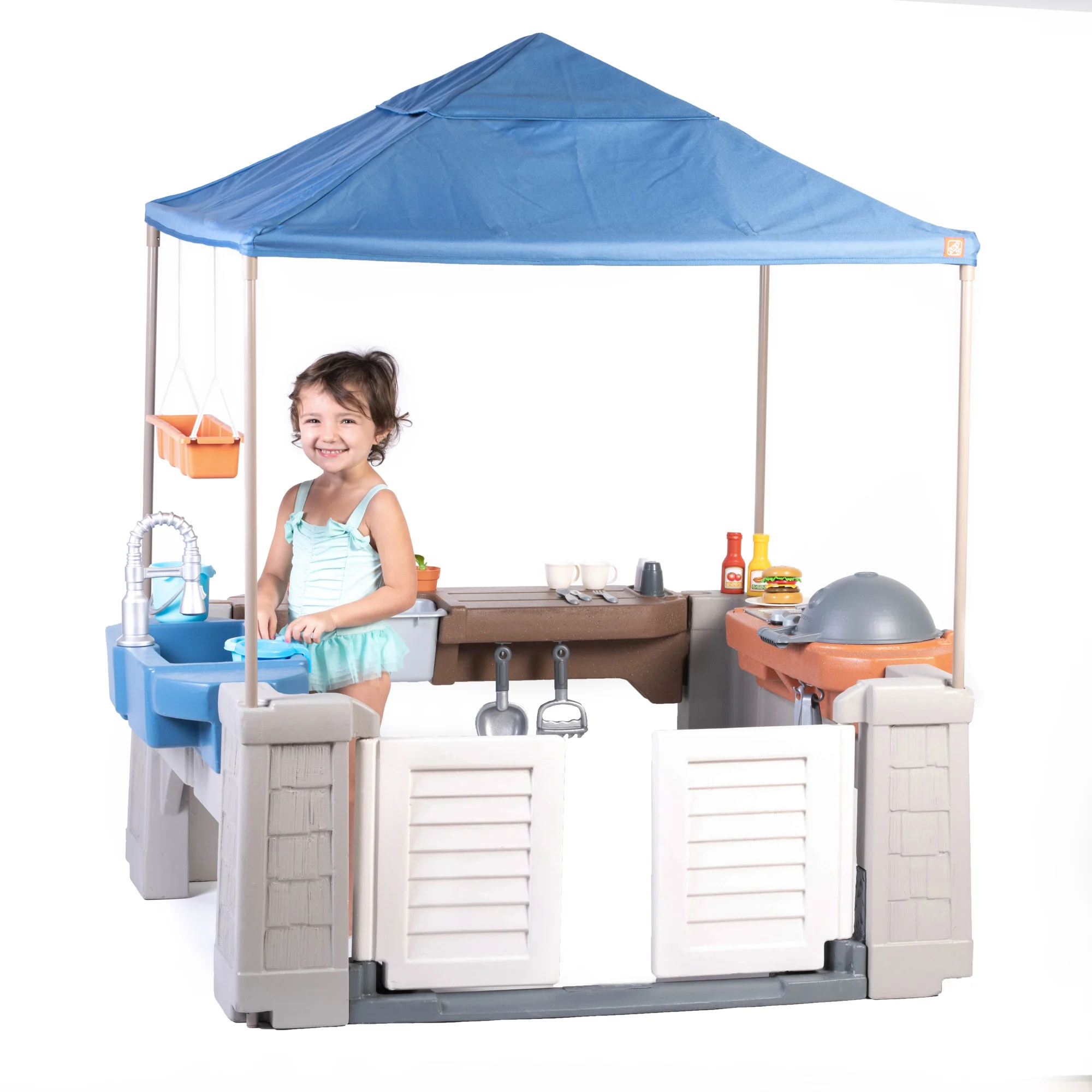 Grill & Splash Play Center with Canopy™