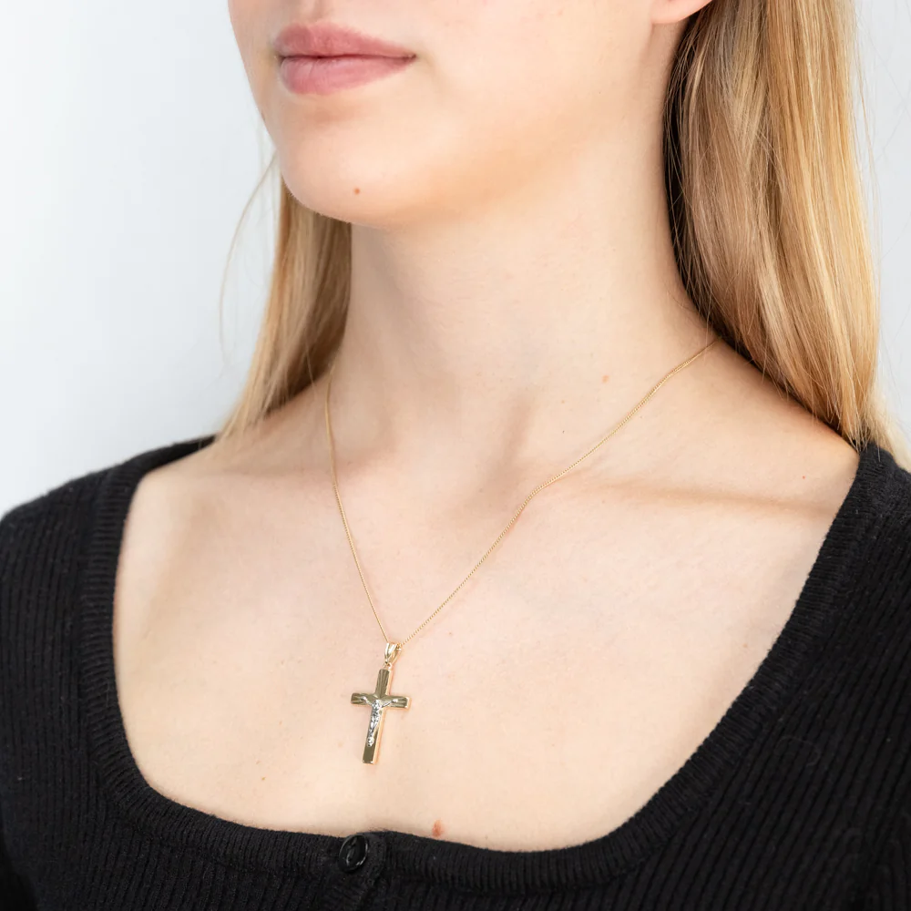 9ct Yellow Gold & White Gold Crucifix Pendant with Diamond cutting