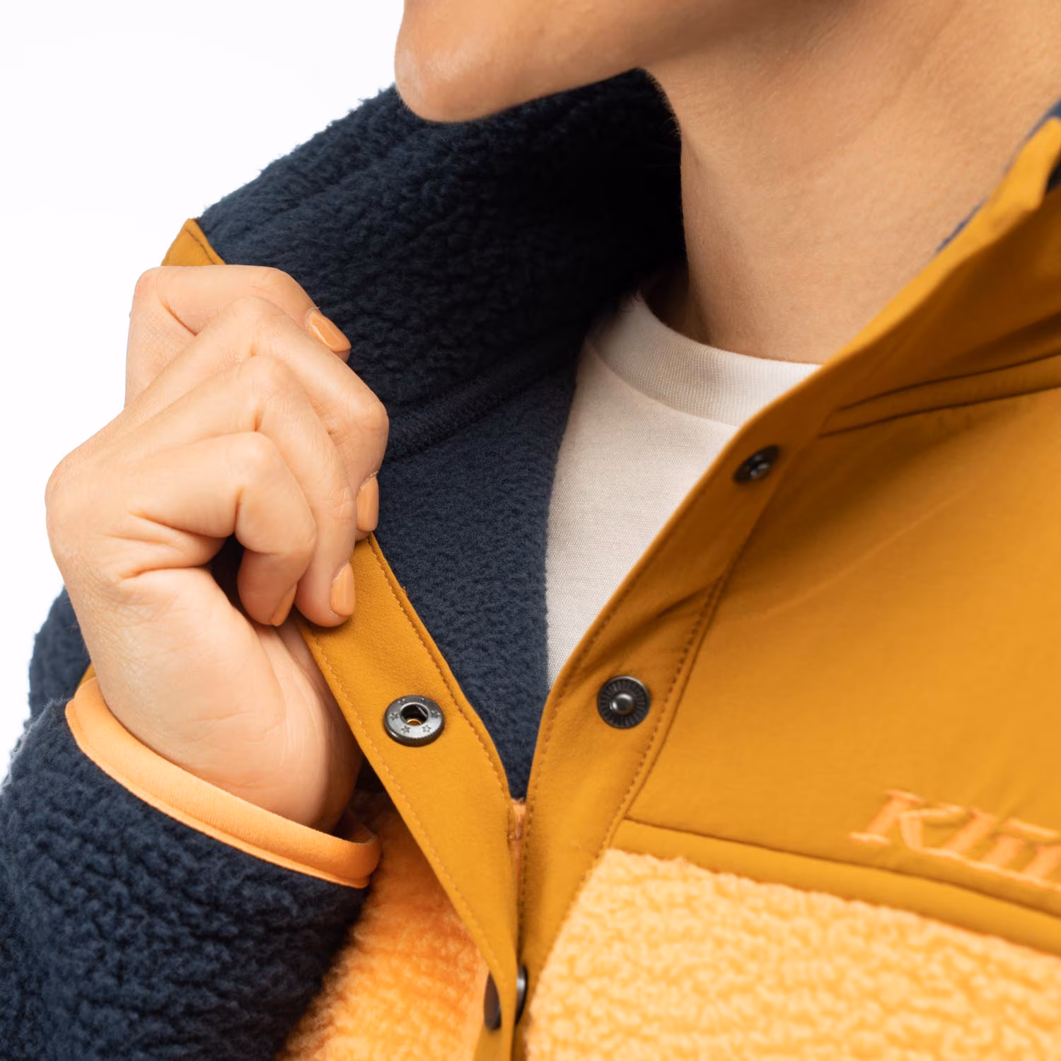 High Pile Mountain Fleece Pullover