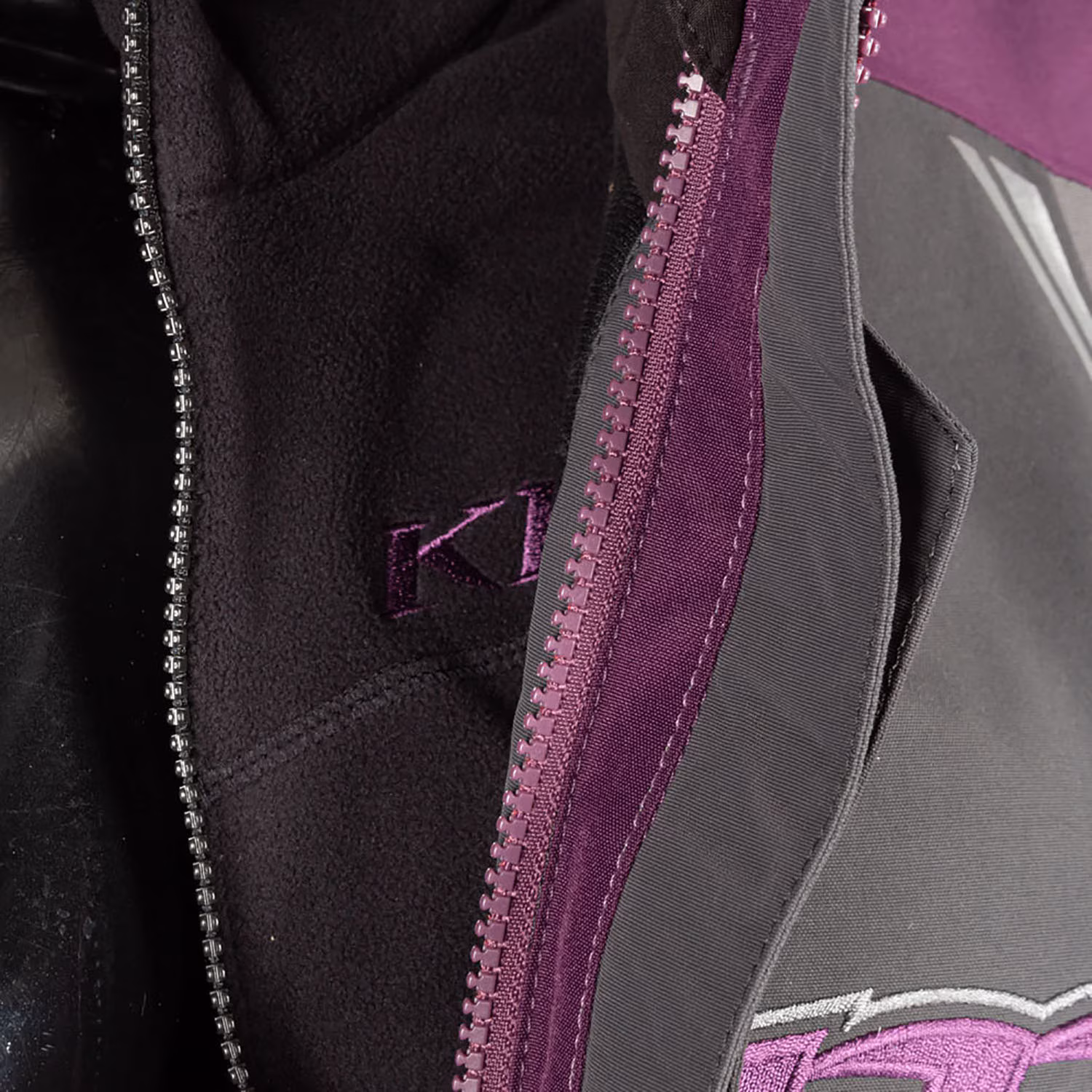 Strata Jacket (non-current)