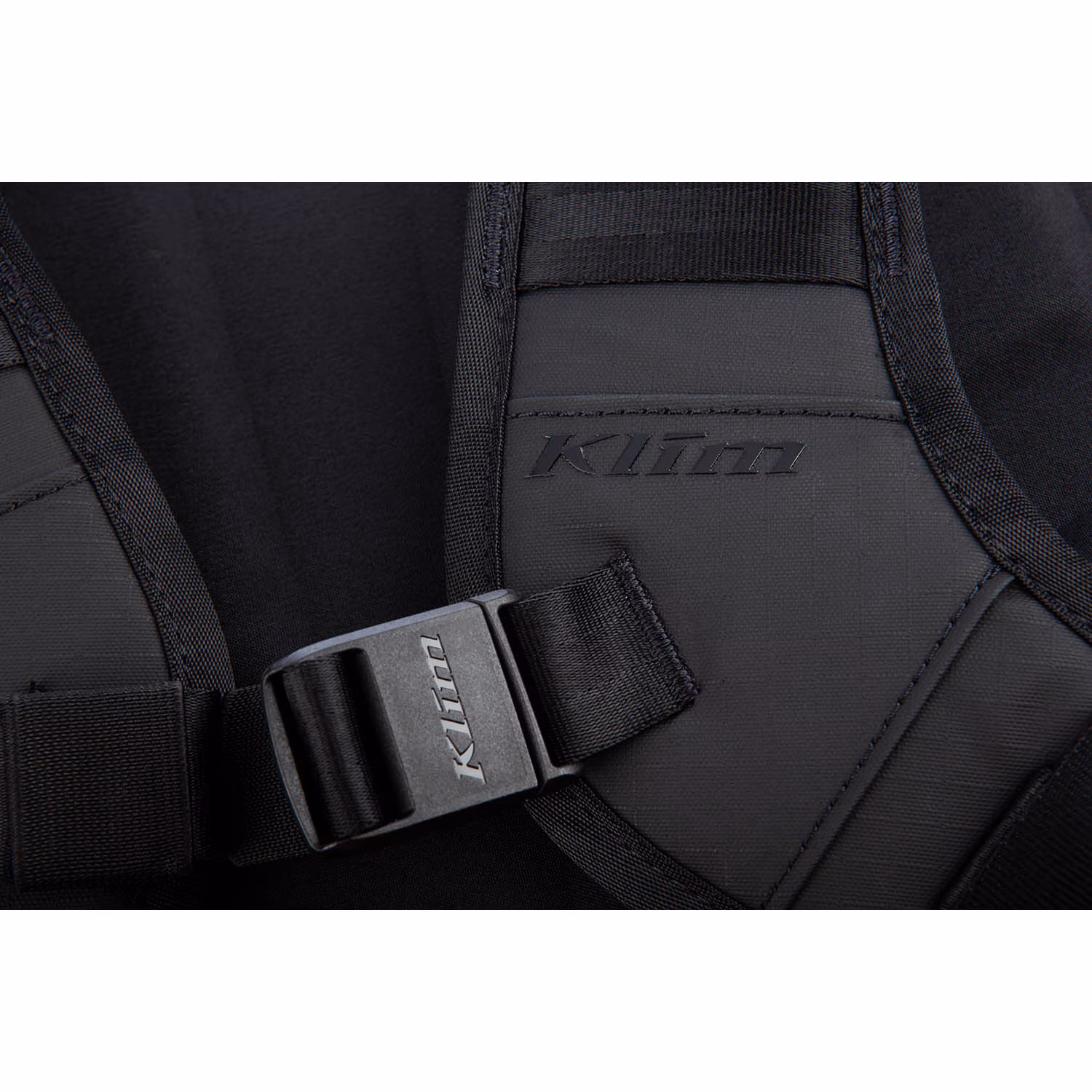 Arsenal 15 Backpack