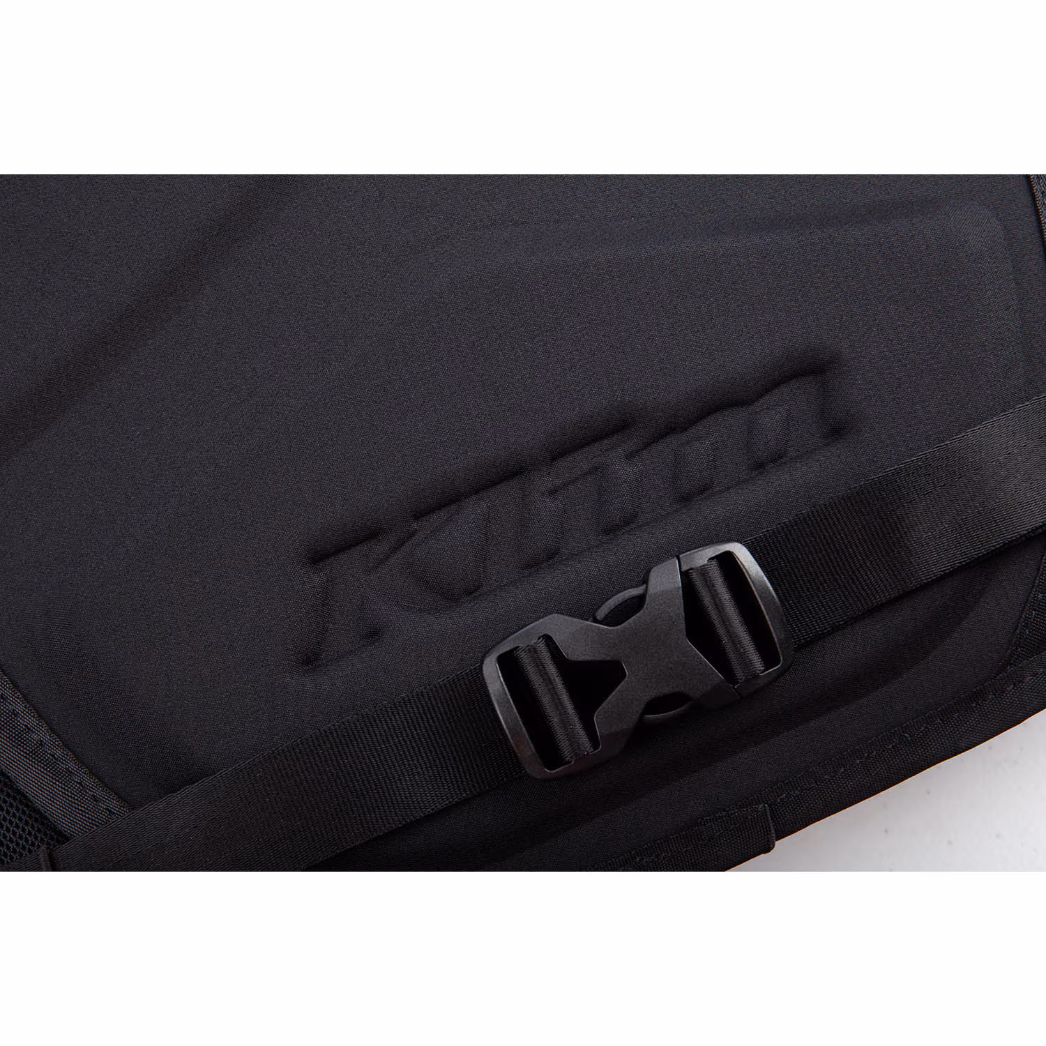 Arsenal 15 Backpack