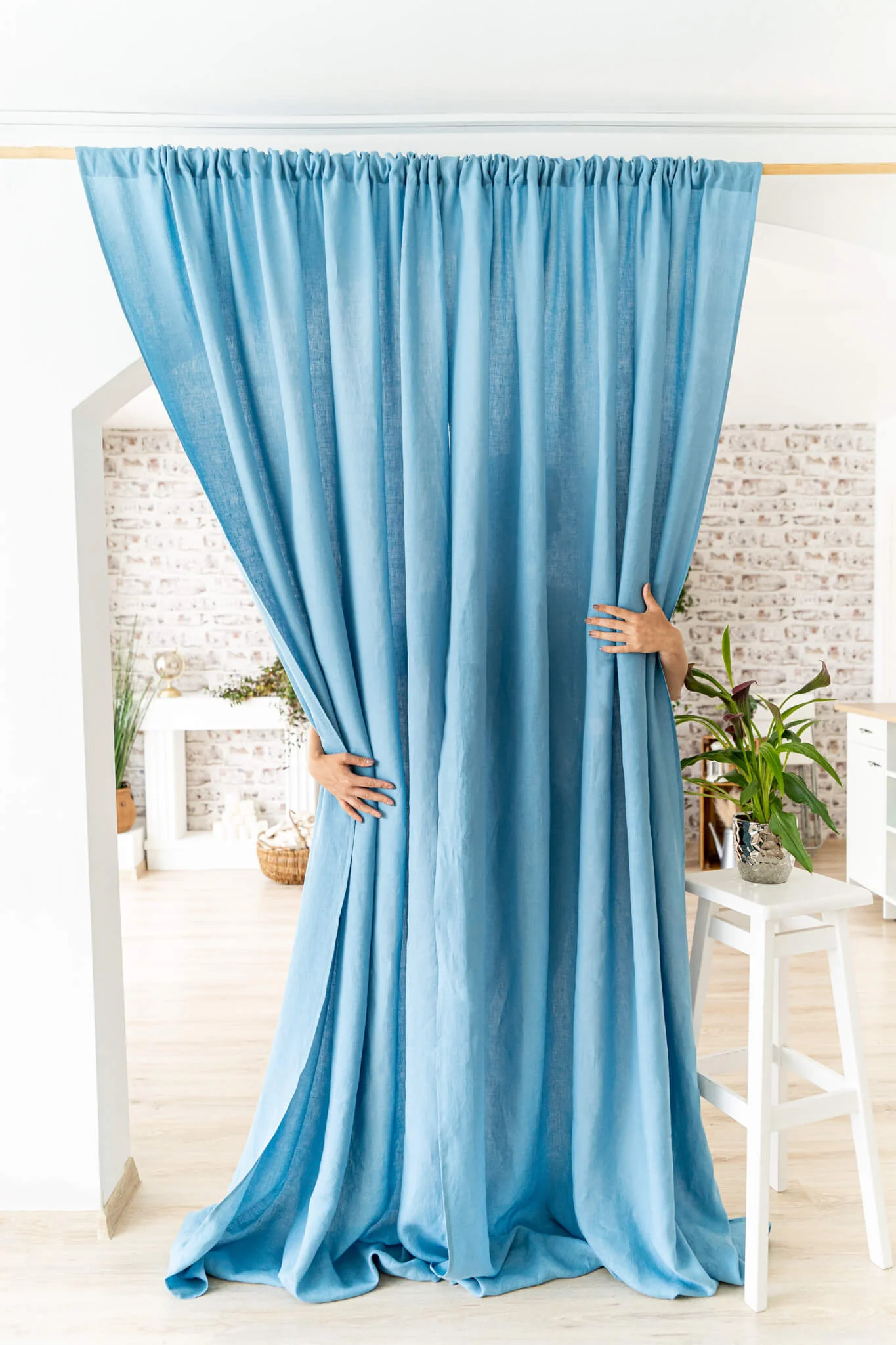 Leinenvorhänge mit Stangendurchzug, Breite 135 cm (1 Paar). Sondergrößen erhältlich