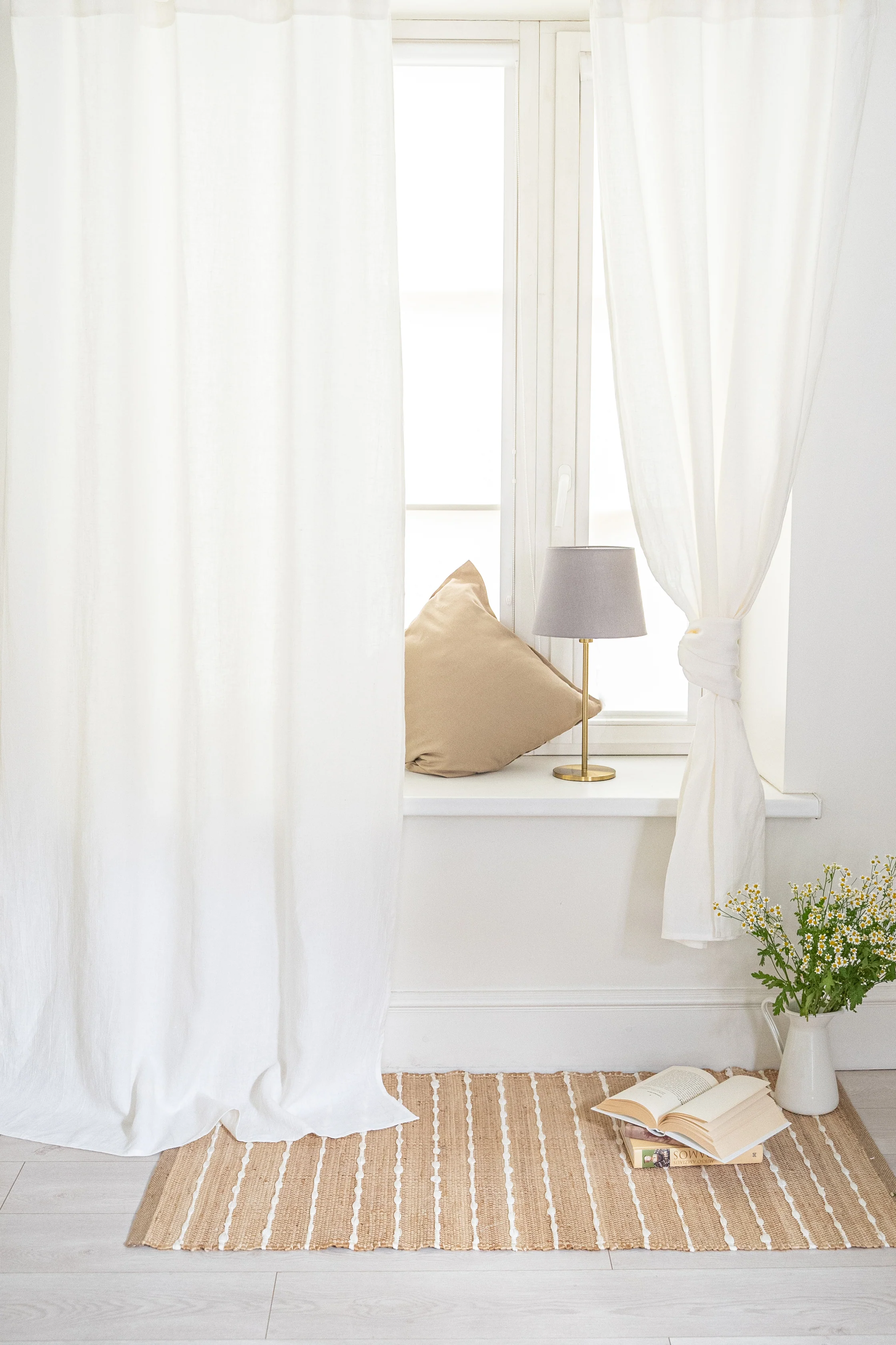 Leinenvorhänge mit Multifunktionsband. Sonderanfertigung