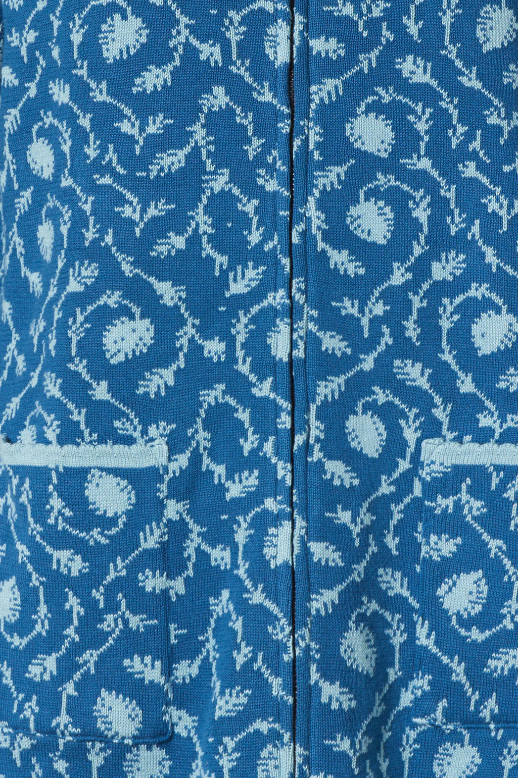 Hochwertige Kapuzenjacke aus Bio-Baumwolle im Jacquard-Strick