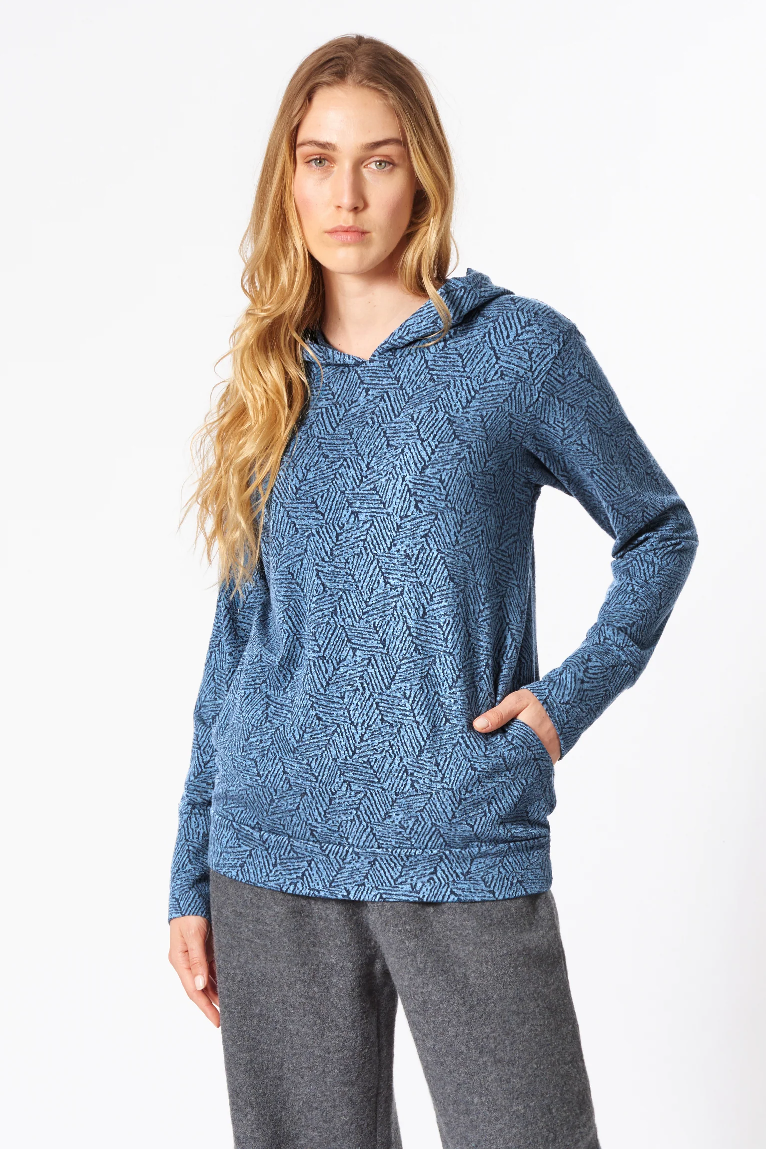 Blaues Kapuzen-Sweatshirt aus Bio-Baumwoll-Jacquard