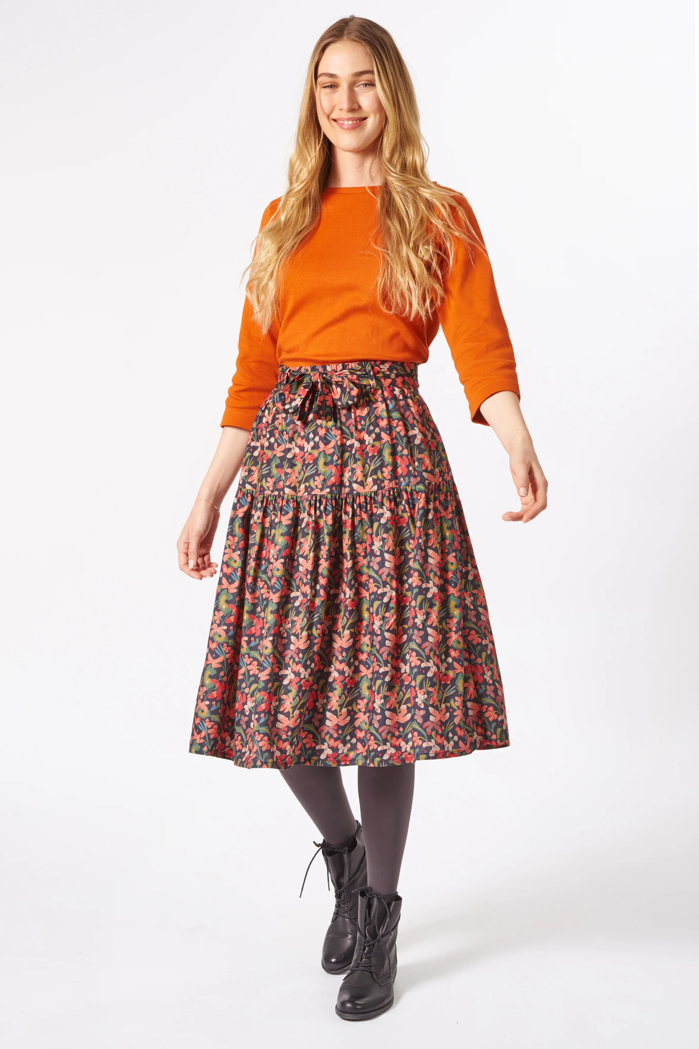 A-Linien-Midirock aus  Viskose mit buntem Blumenprint