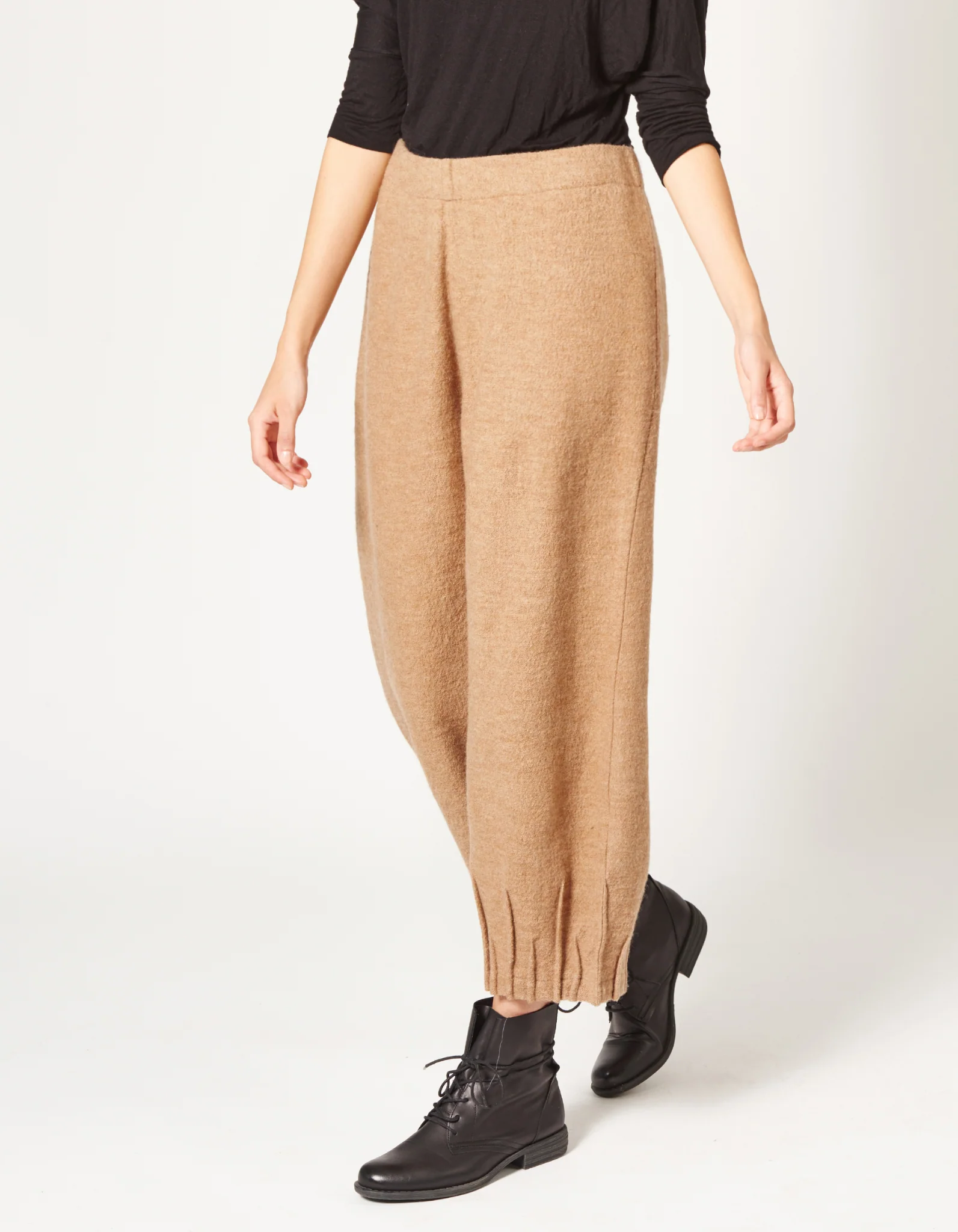 Hose aus gewalkter Wolle Olga