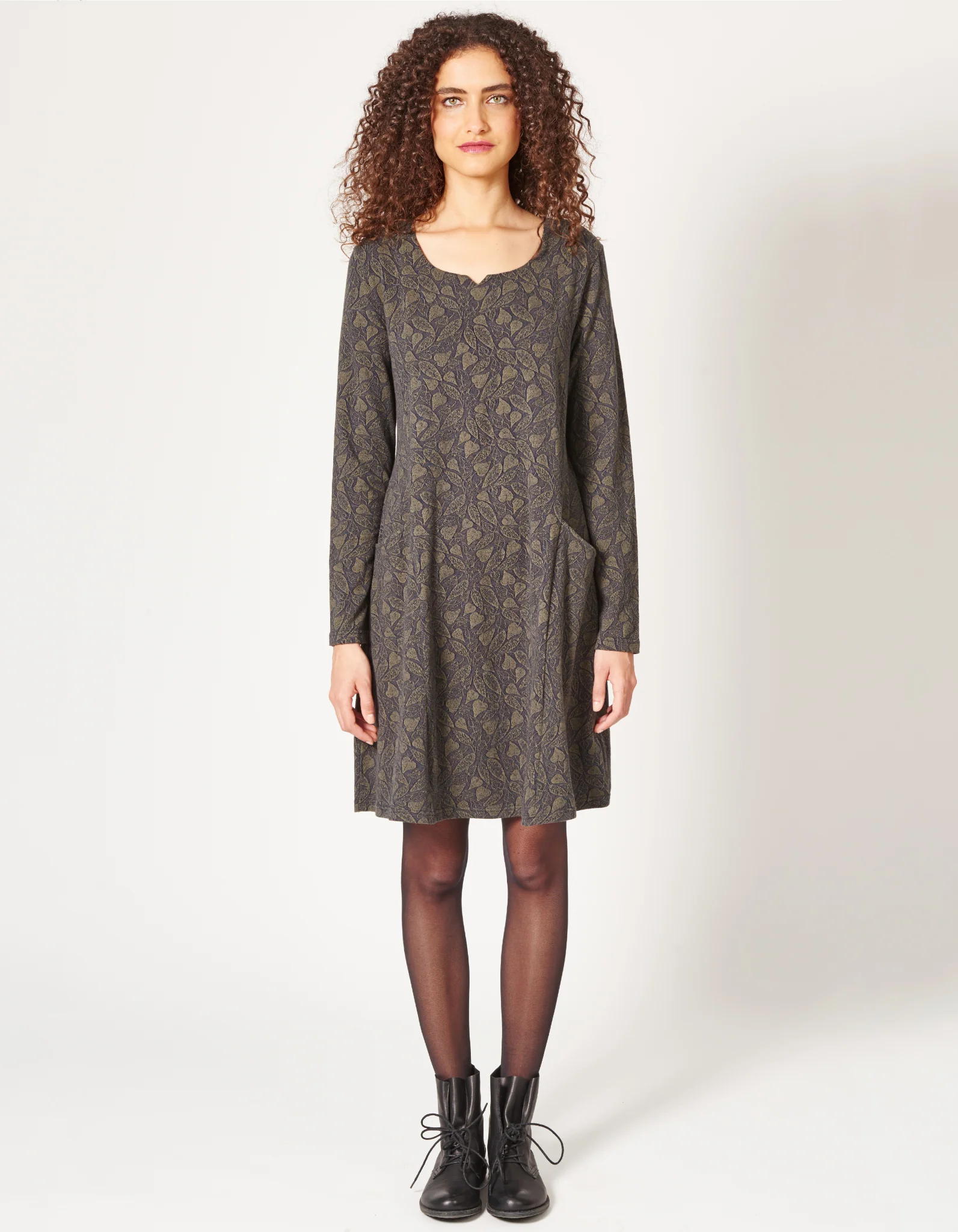 Midikleid aus Bio-Baumwollmischung mit Blattmuster