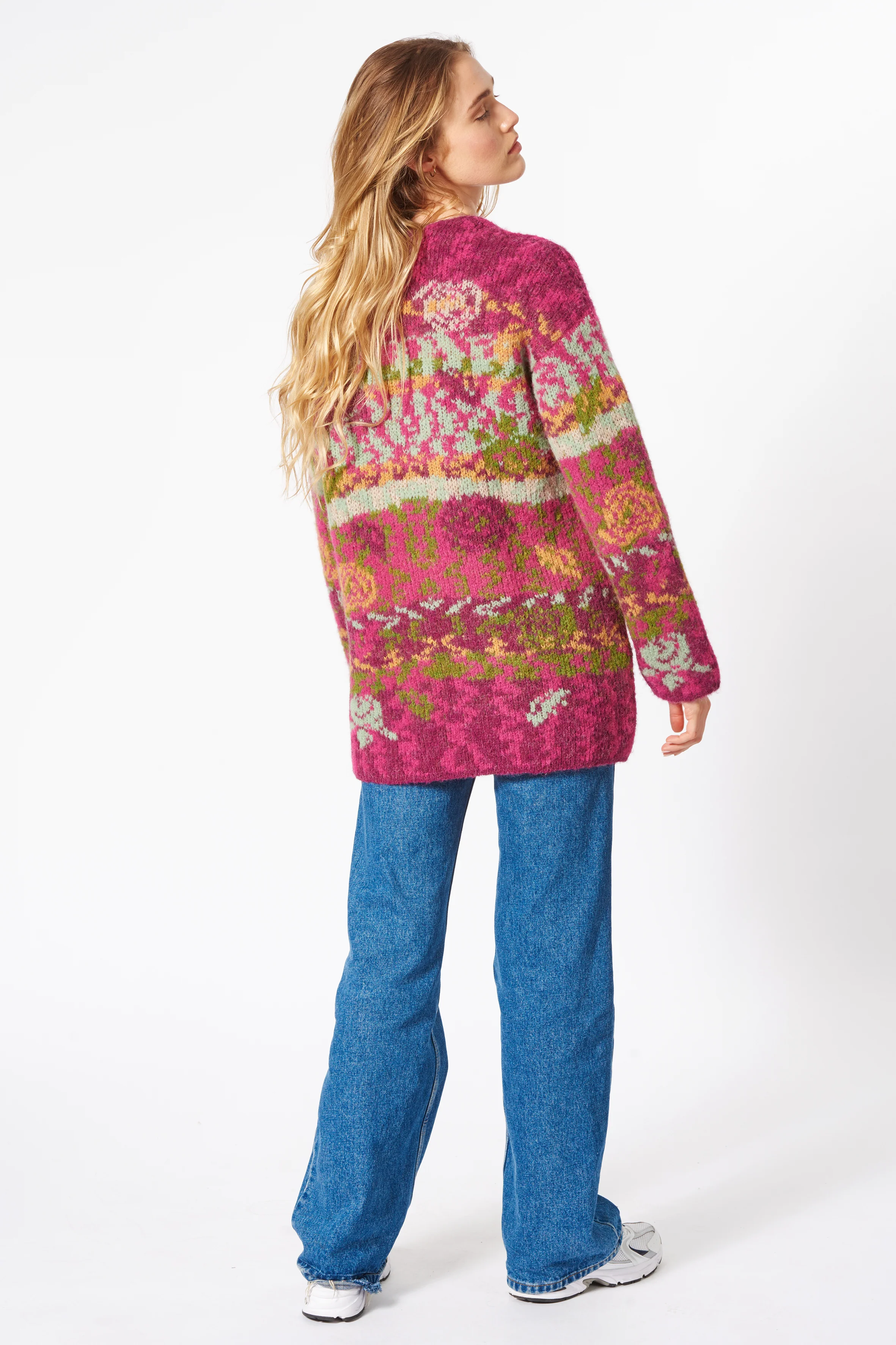 Alpaka-Jacquard-Cardigan mit abstraktem floralem Strickmuster