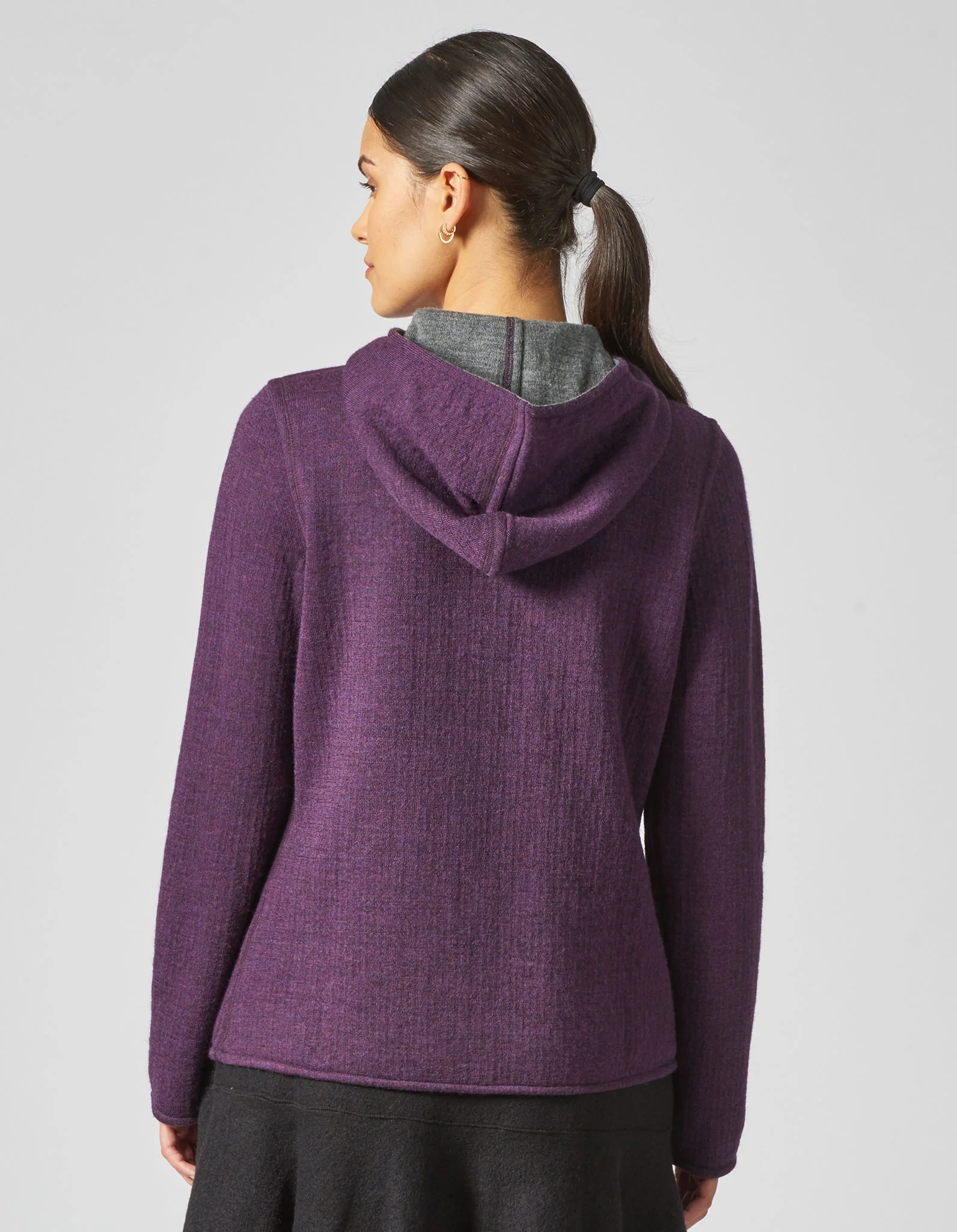 Damen Kapuzenjacke mit Doppelreiverschluss und Taschen aus Bio-Wolle