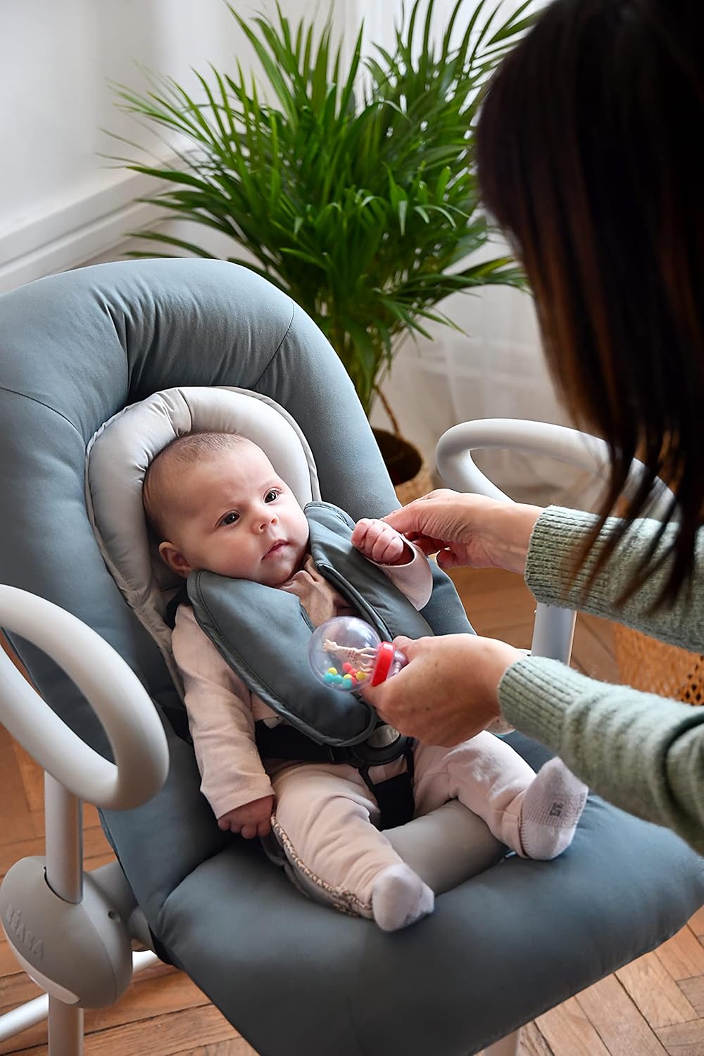 Béaba, Transat Up & Down IV, Transat Réglable en Hauteur, Unisexe pour Bébé et Enfants, 3 Positions d'Inclinaison, Harnais Sécurité 5 Points, Réducteur de Naissance, Gris minéral et miel