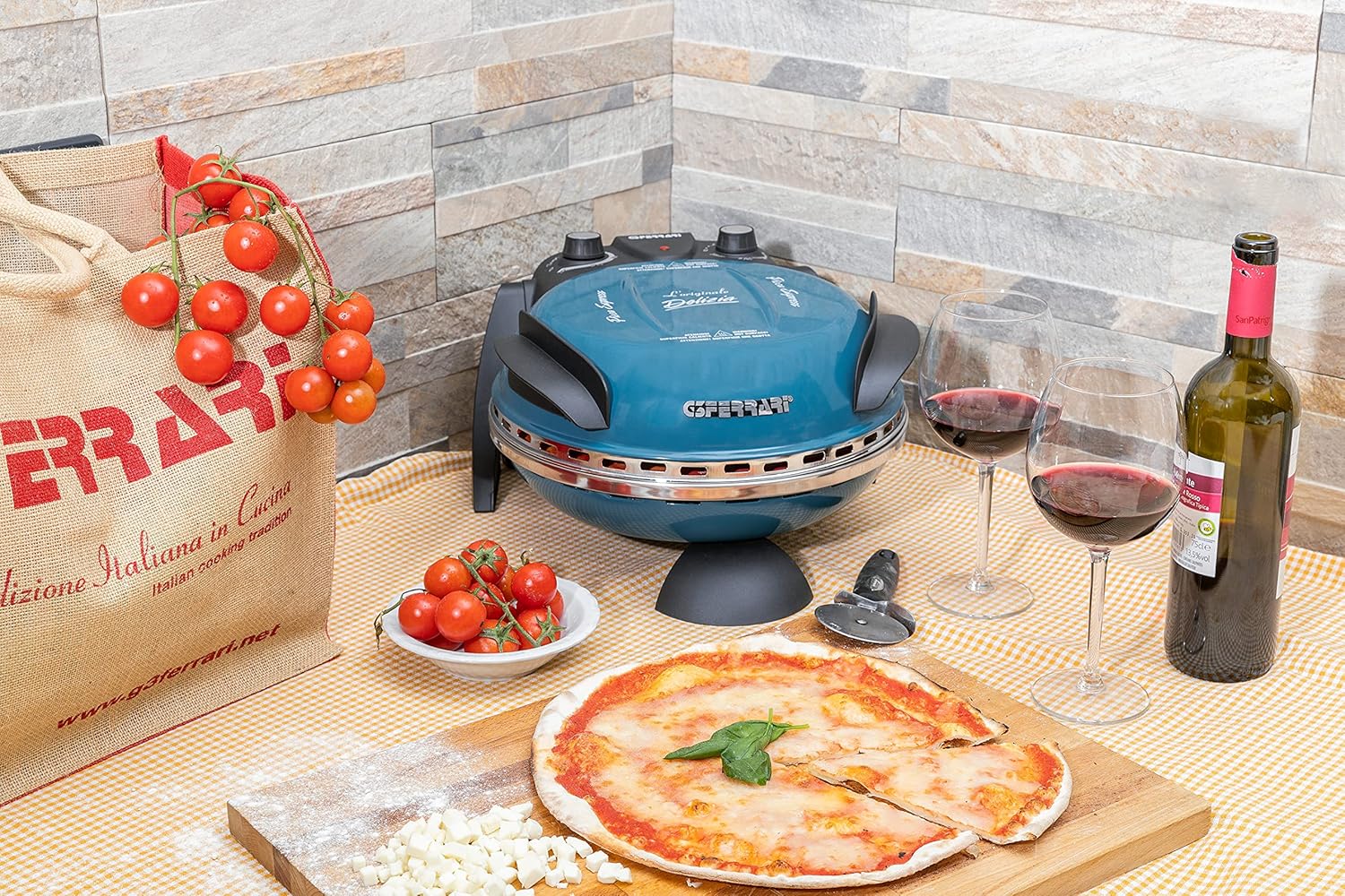 G3 Ferrari G10006 Pizza Exprimer Plaisir, Four Pizza, 1200 W, 400°C, Pierre Réfractaire (diamètre 31 cm), Minuteur 5', Livre de Recettes inclus, Noir