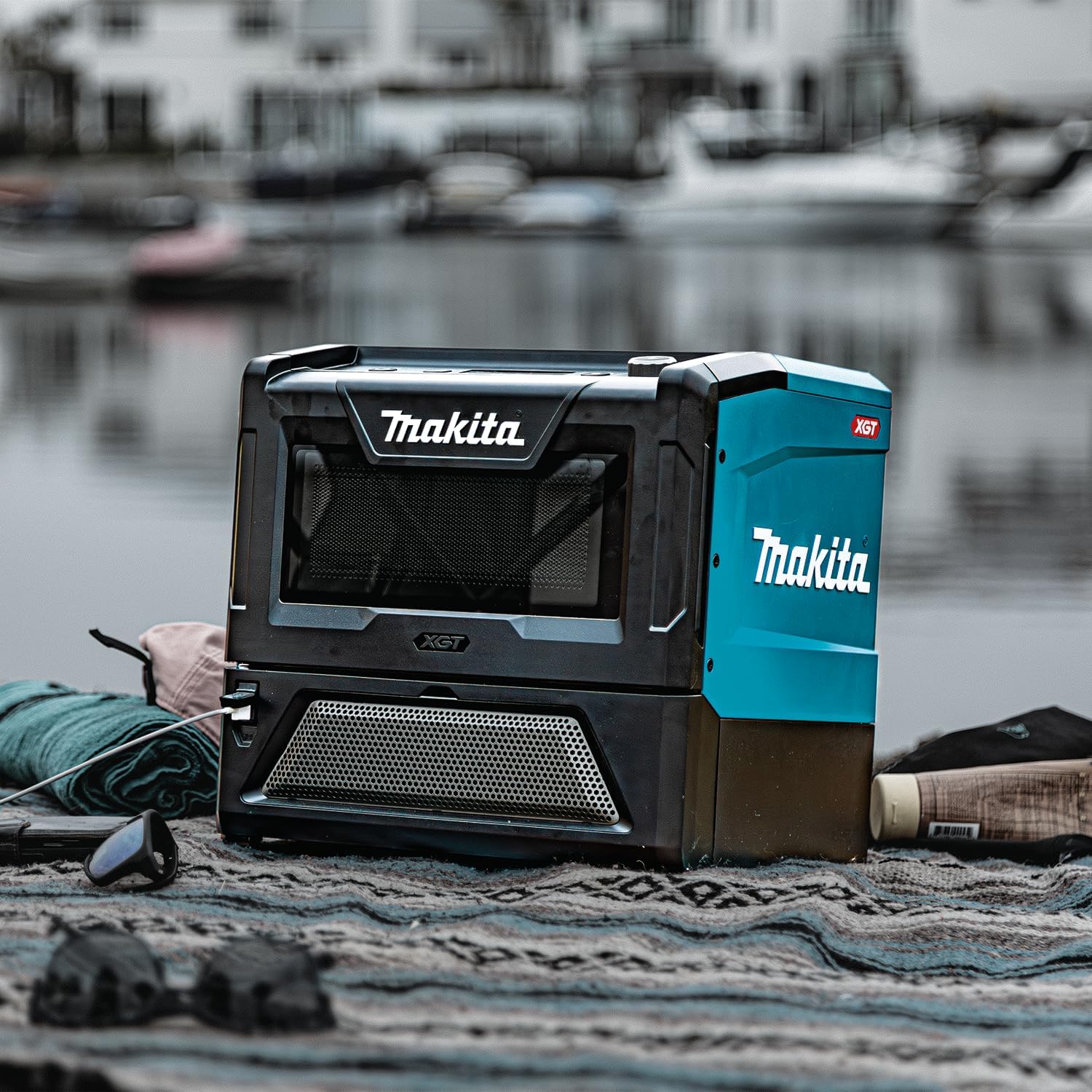 Four micro-ondes 500W XGT 40V (solo) - MAKITA MW001GZ