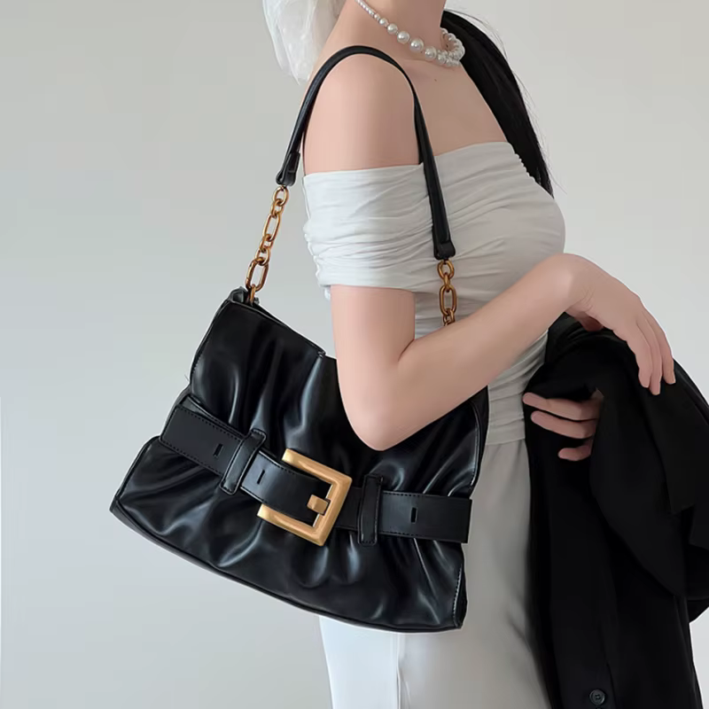 25 Summer Women's Soft Leather Pleated Shoulder Underarm Bag Simple Large Gold Buckle Commuter Leisure Fashion Hangbag