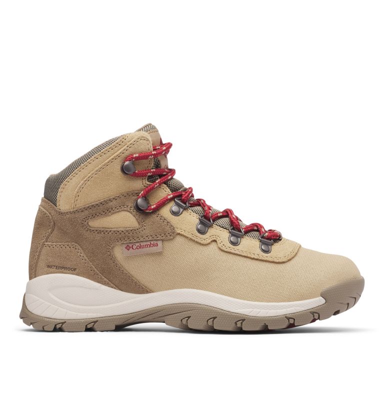 Brown Red Women's Newton Ridge Hiking Shoes | XQOGFW-281 - Columbia Outlet Store