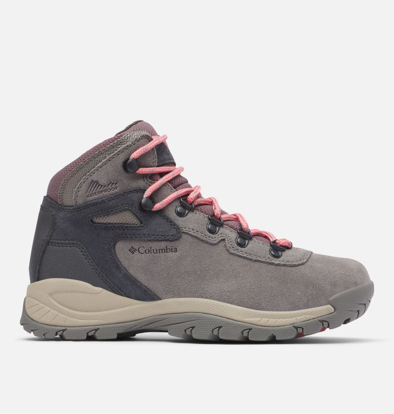 Red Women's Newton Ridge Plus Hiking Shoes | FPUMQD-235 - Columbia Outlet Store