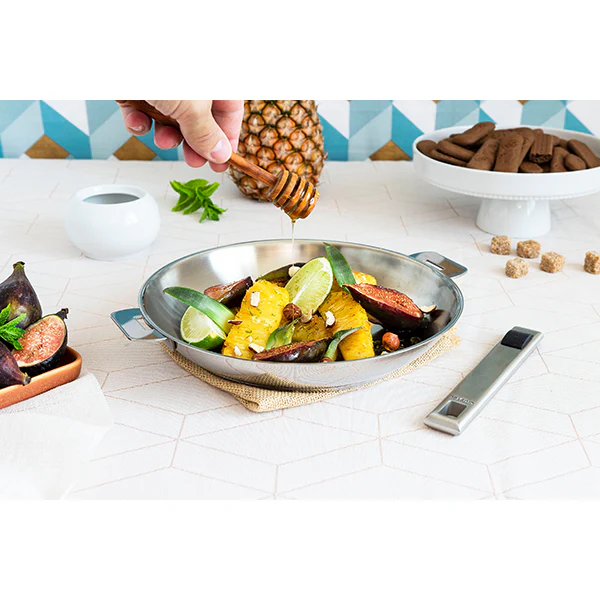 Lots de 3 poêles inox Strate 20, 24, 28 cm et 1 manche amovible  Cristel