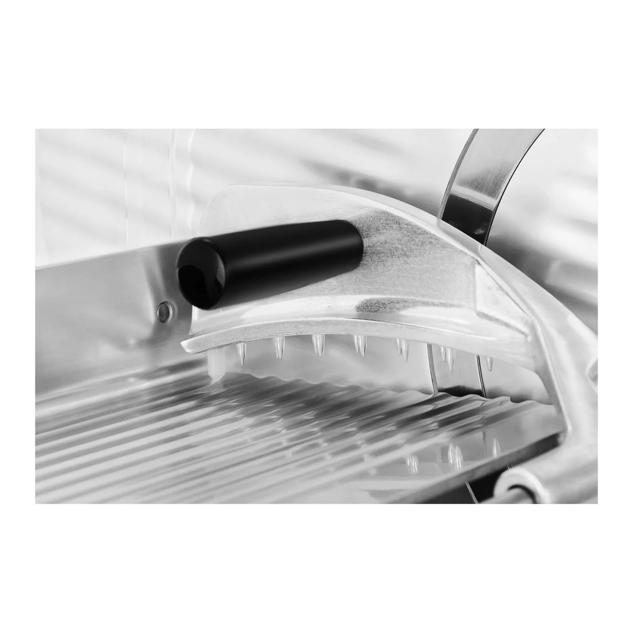 Trancheuse à jambon saucisson multi usage universelle - 250 mm - max. 12 mm 14_0003846