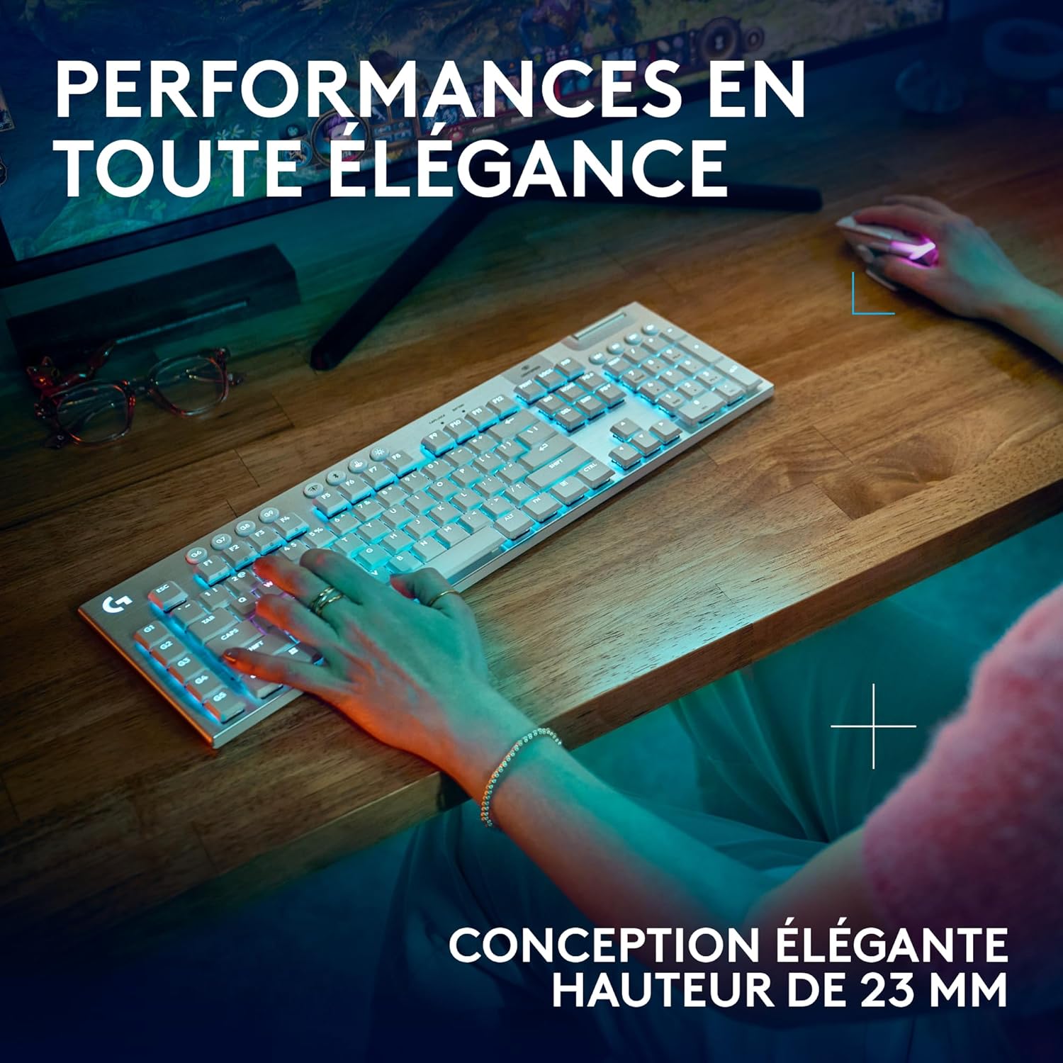 Logitech G915 TKL Tenkeyless LIGHTSPEED Clavier Gamer Mécanique, Switch ultra-plat GL Tactile, RGB LIGHTSYNC, Design élégant et mince, 40+ heures de jeu, Franais AZERTY - Noir
